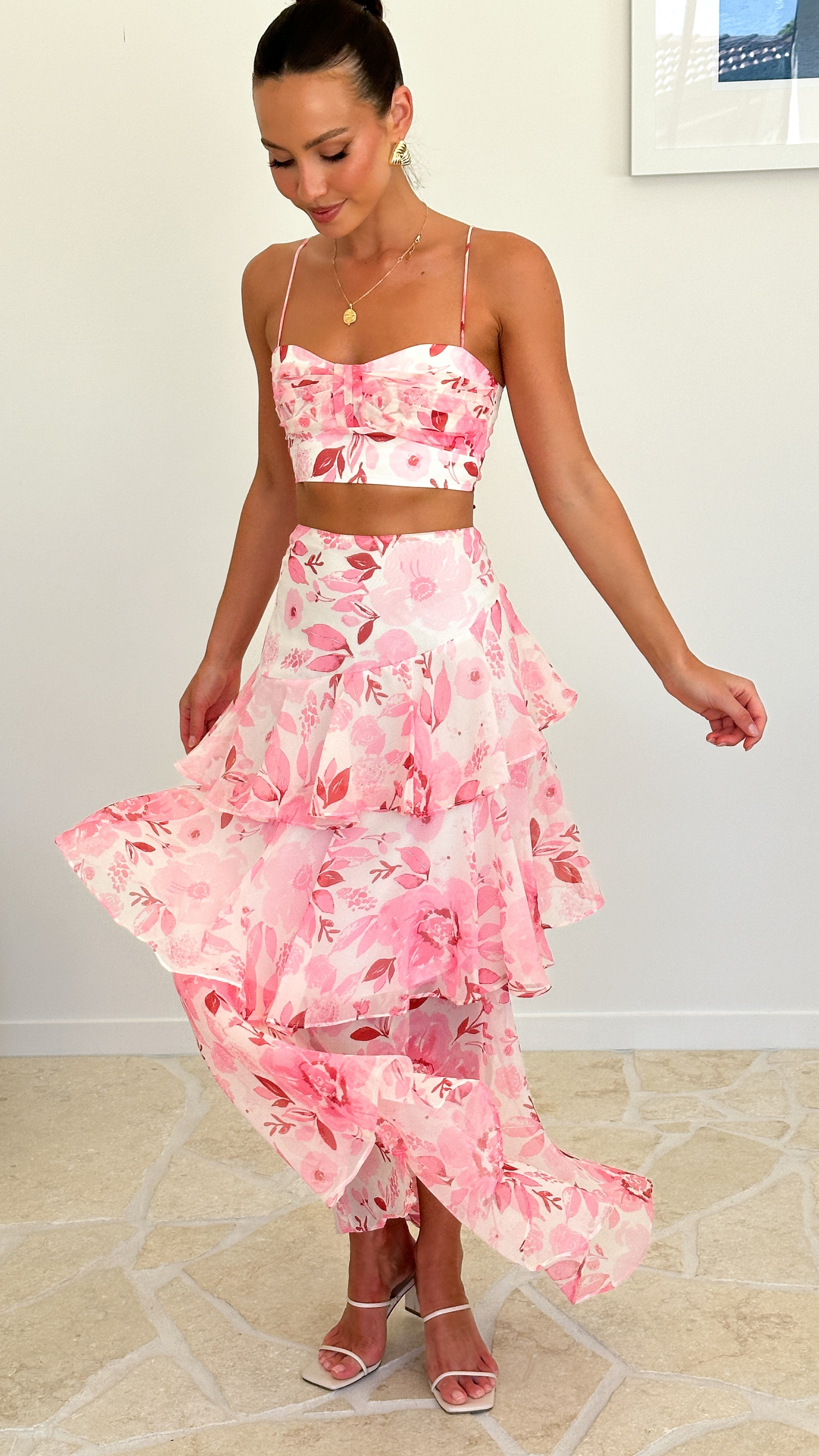 Maeva Crop Top Women's Fashion Short Sleeve T-Shirt Pink & White Print for Summer Outfits, Casual Wear, and Street Style