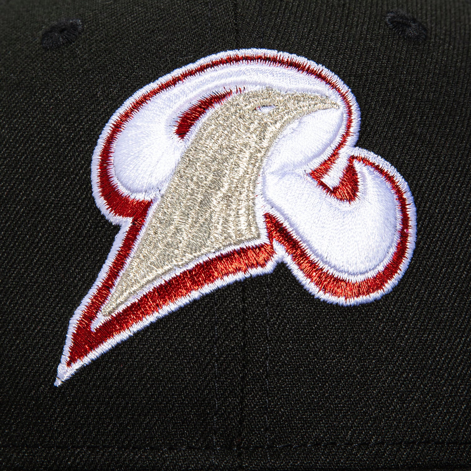 New Era 59Fifty 12 Days of Hatmas New Haven Ravens Eastern League Patch Hat - Black Baseball Cap for Men & Women - Perfect for Baseball Games, Sports Events & Streetwear Fashion