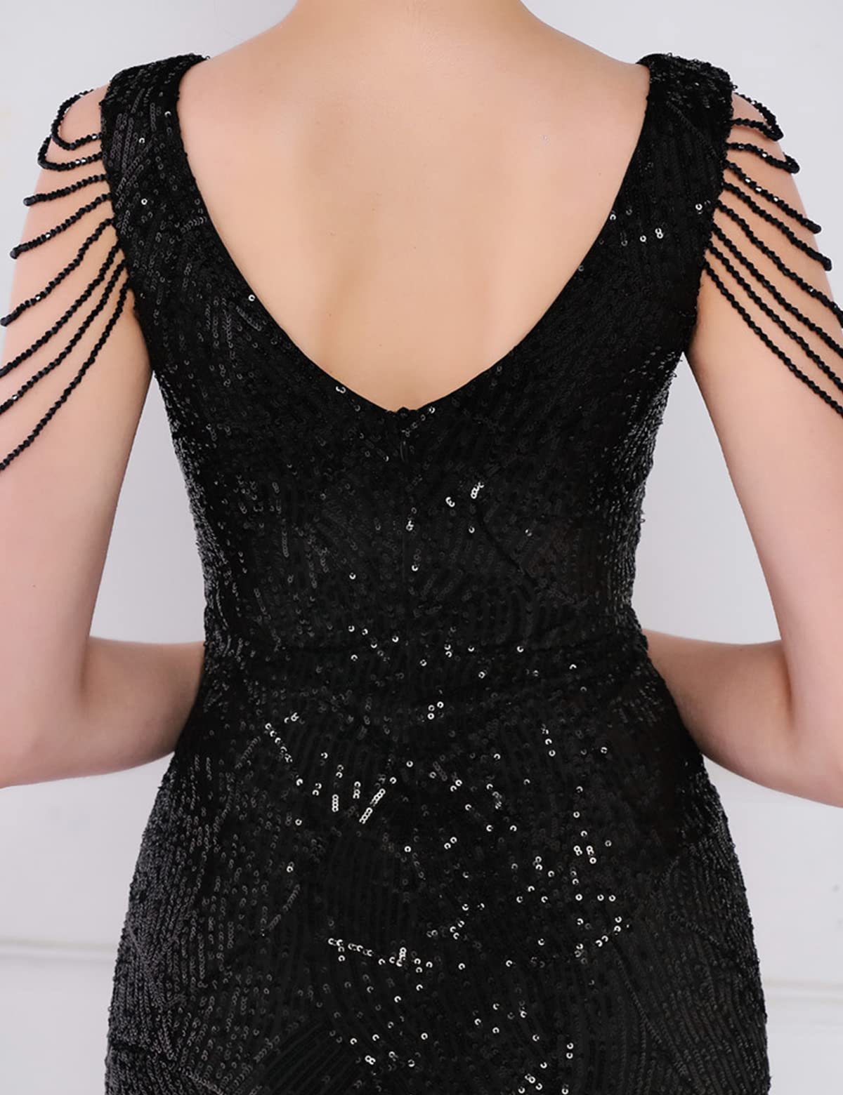 Vintage 1920s Gatsby Flapper Dress for Women - Beaded Tassel Sleeves, Sequin Glitter & High Slit - Roaring 20s Party Dress for Costume, Halloween, Speakeasy & Jazz Age Themed Events