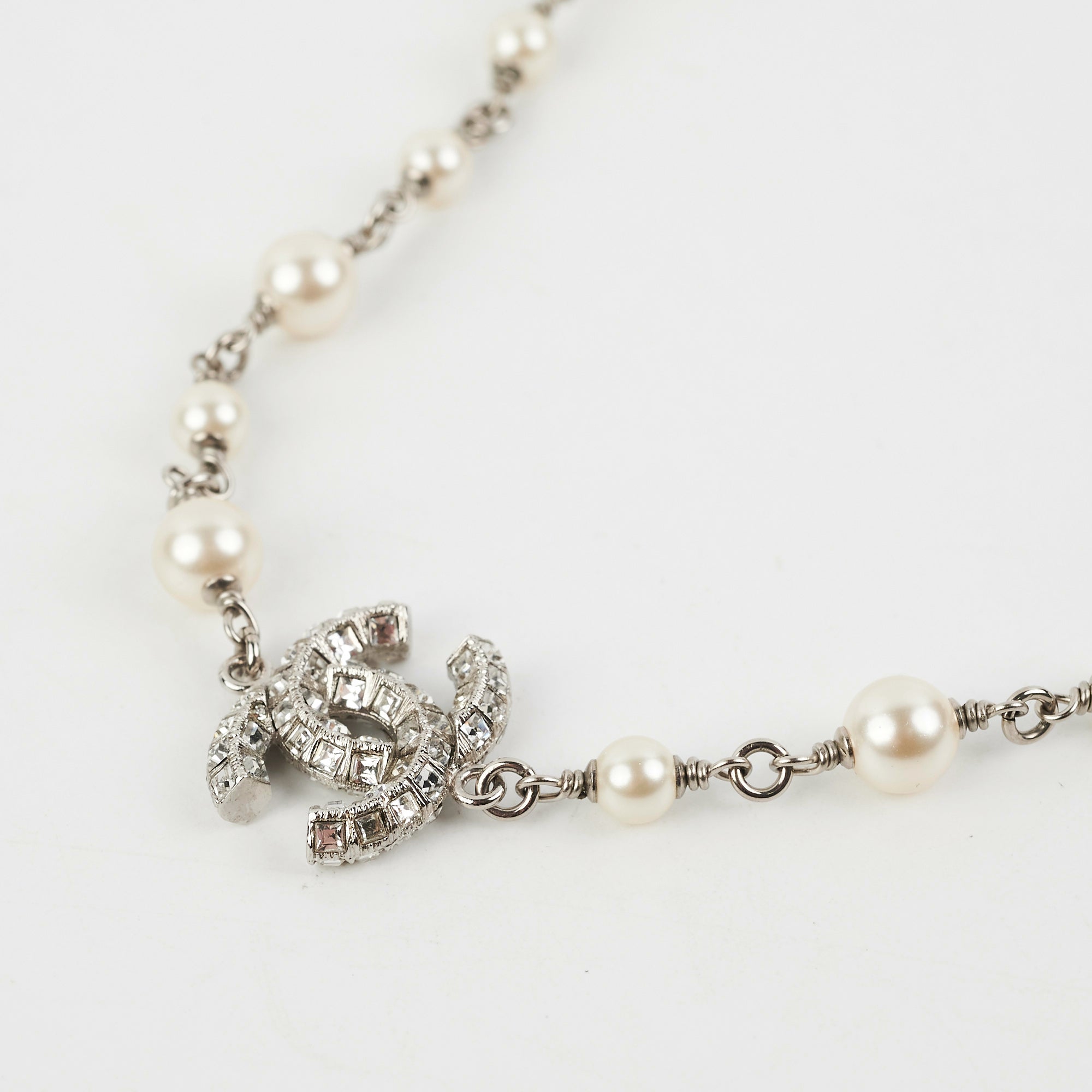 Chanel CC Logo Pearl Necklace - Elegant Costume Jewelry for Women | Perfect for Parties, Weddings & Special Occasions