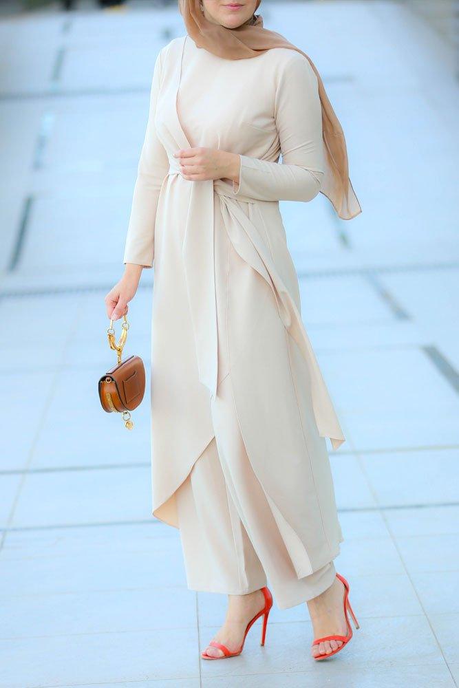 Beige Shahika Set - Stylish and Comfortable Women's Lounge Wear for Home, Travel & Relaxation