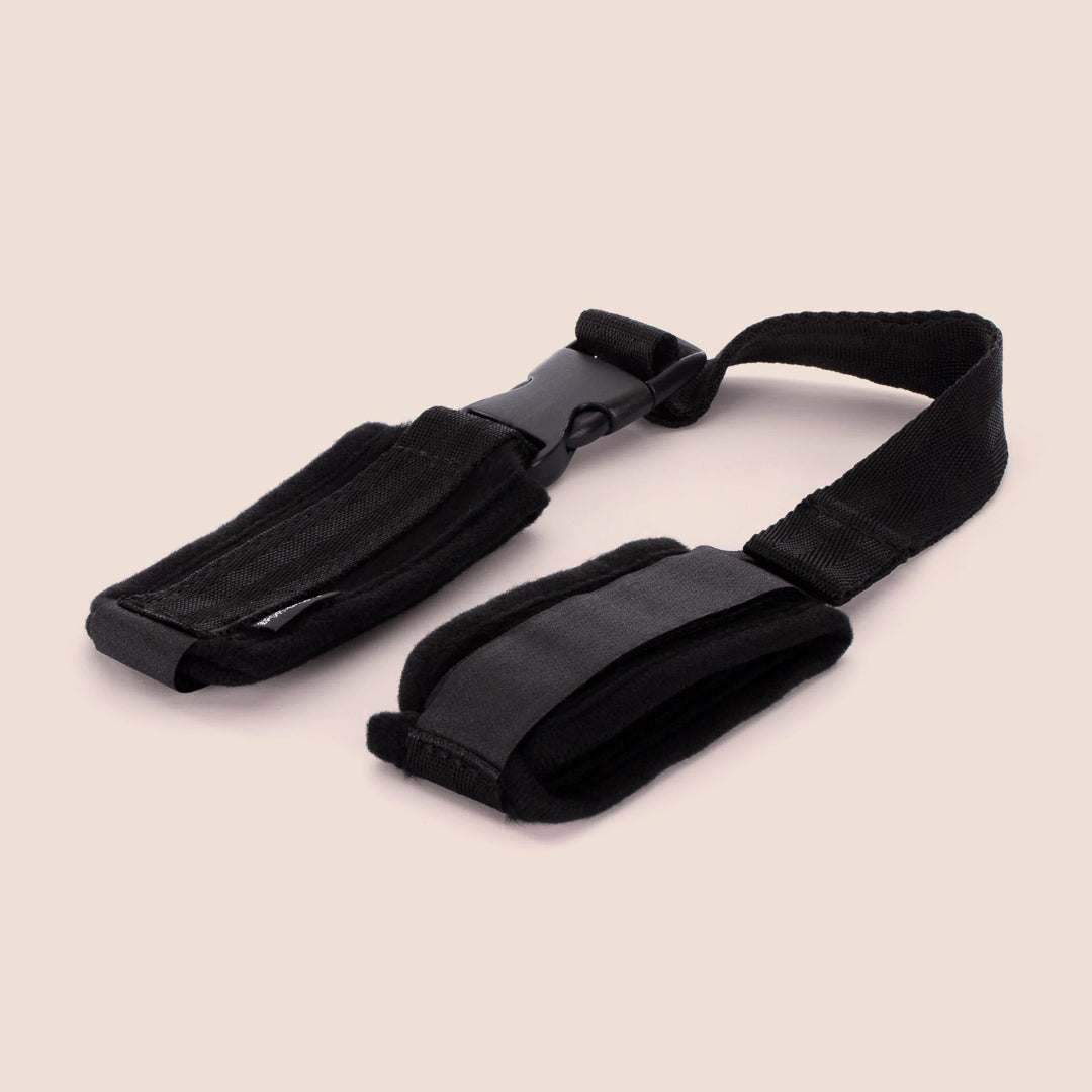 Adjustable Wrist Cuffs for Women & Men - Comfortable Soft Hand Restraints for BDSM, Role Play & Bondage - Perfect for Couples, Spice Up Your Intimate Moments