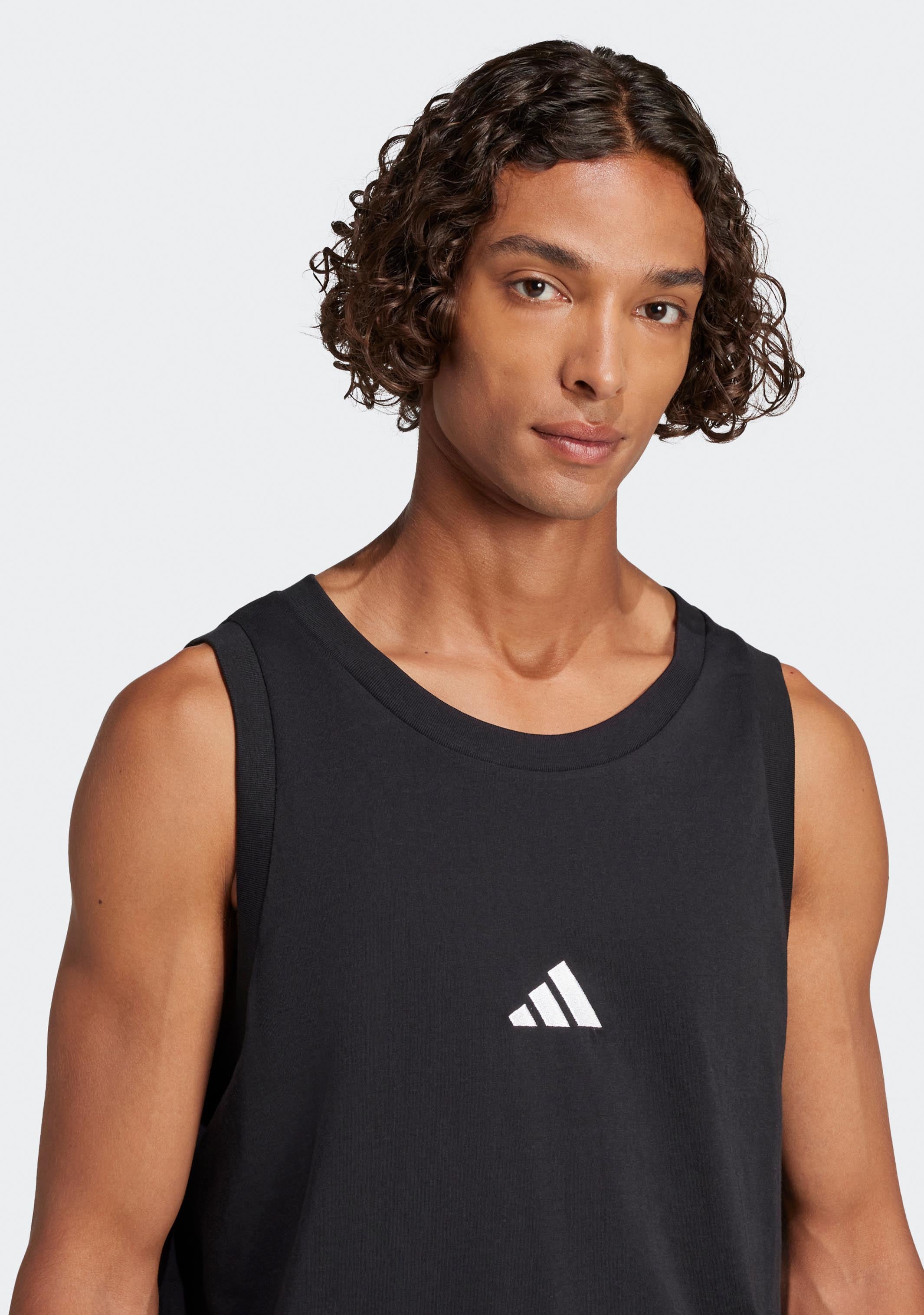 Adidas Men's Essentials Small Logo Tank Top - Lightweight Workout Shirt for Gym, Running & Casual Wear - Breathable & Comfortable Activewear