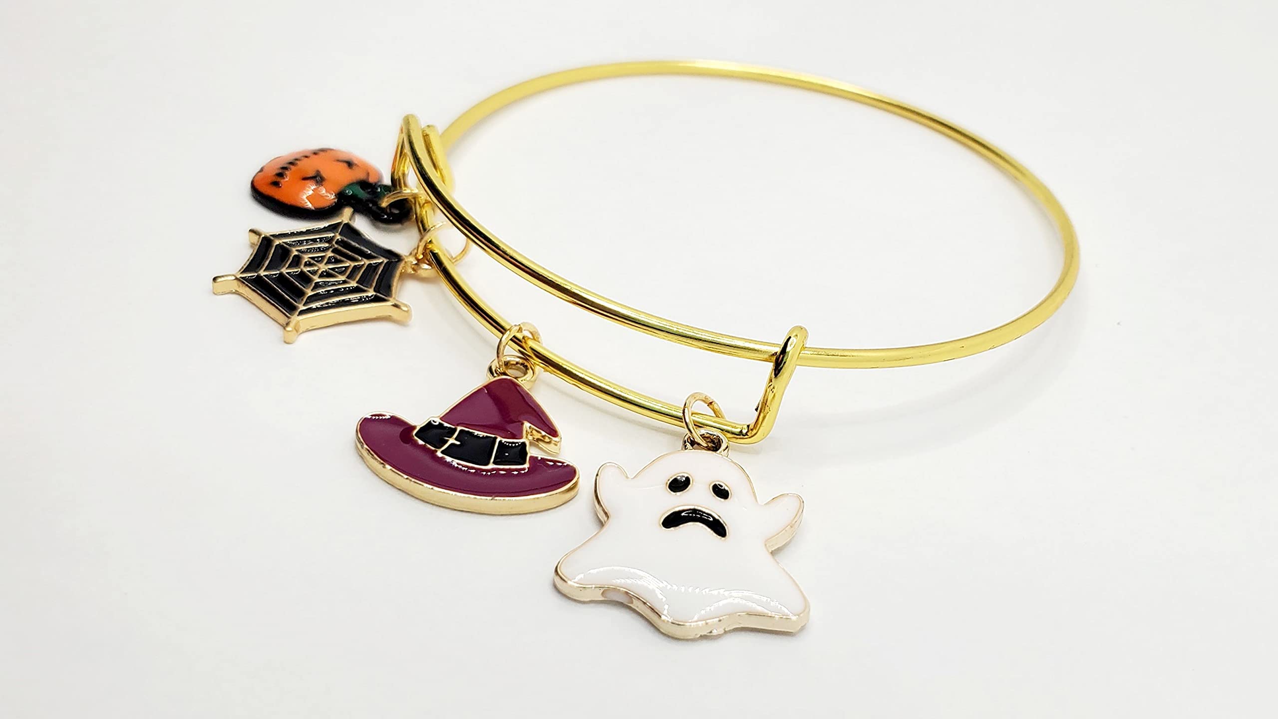 Halloween Charm Bracelet - Gold Plated Bangle with 4 Spooky Charms for Women | Halloween Jewelry Gift for Party, Cosplay & Holiday Accessories