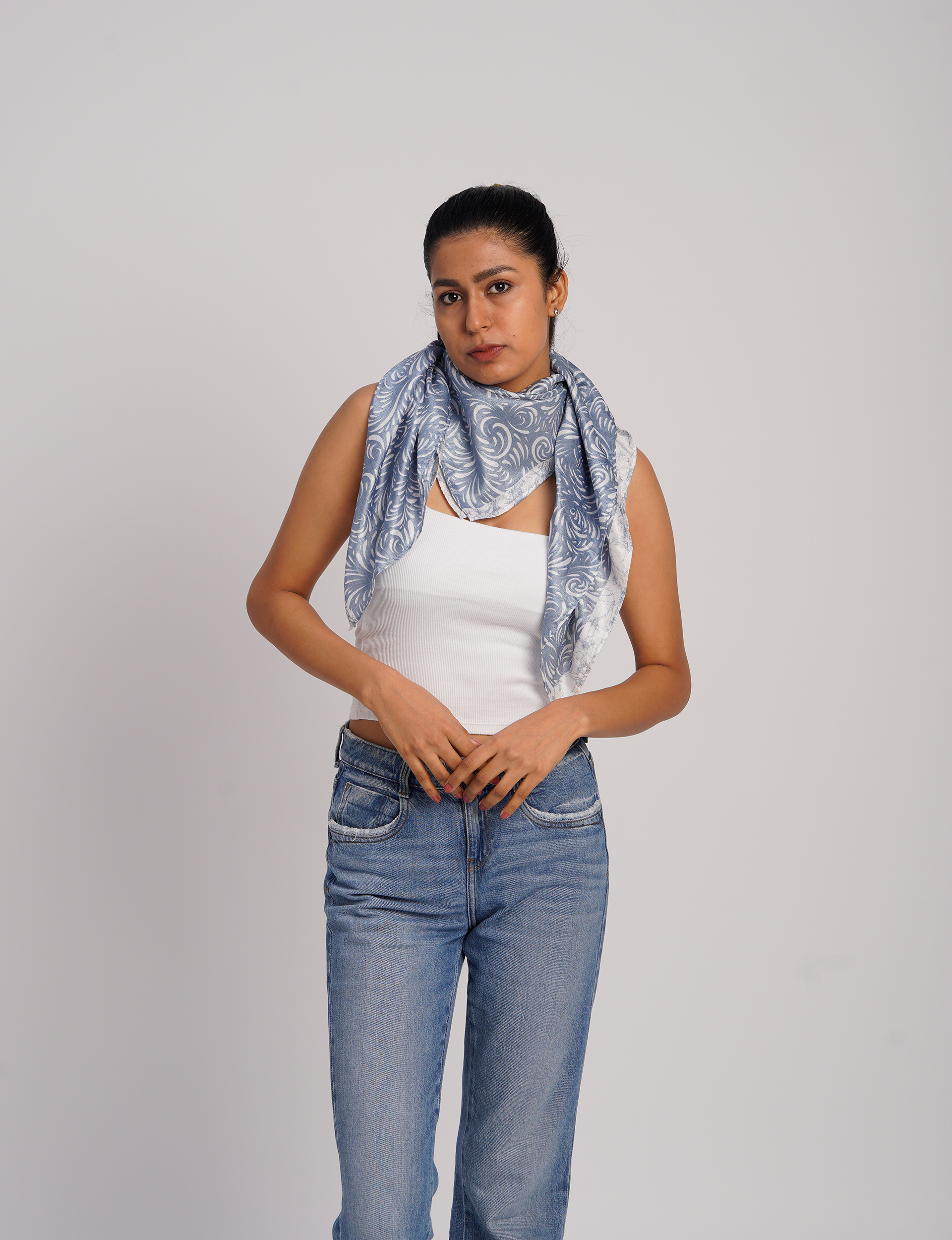 Elegant Foulard Scarf 28 - Lightweight & Stylish Fashion Accessory for Women | Perfect for Office, Party & Travel