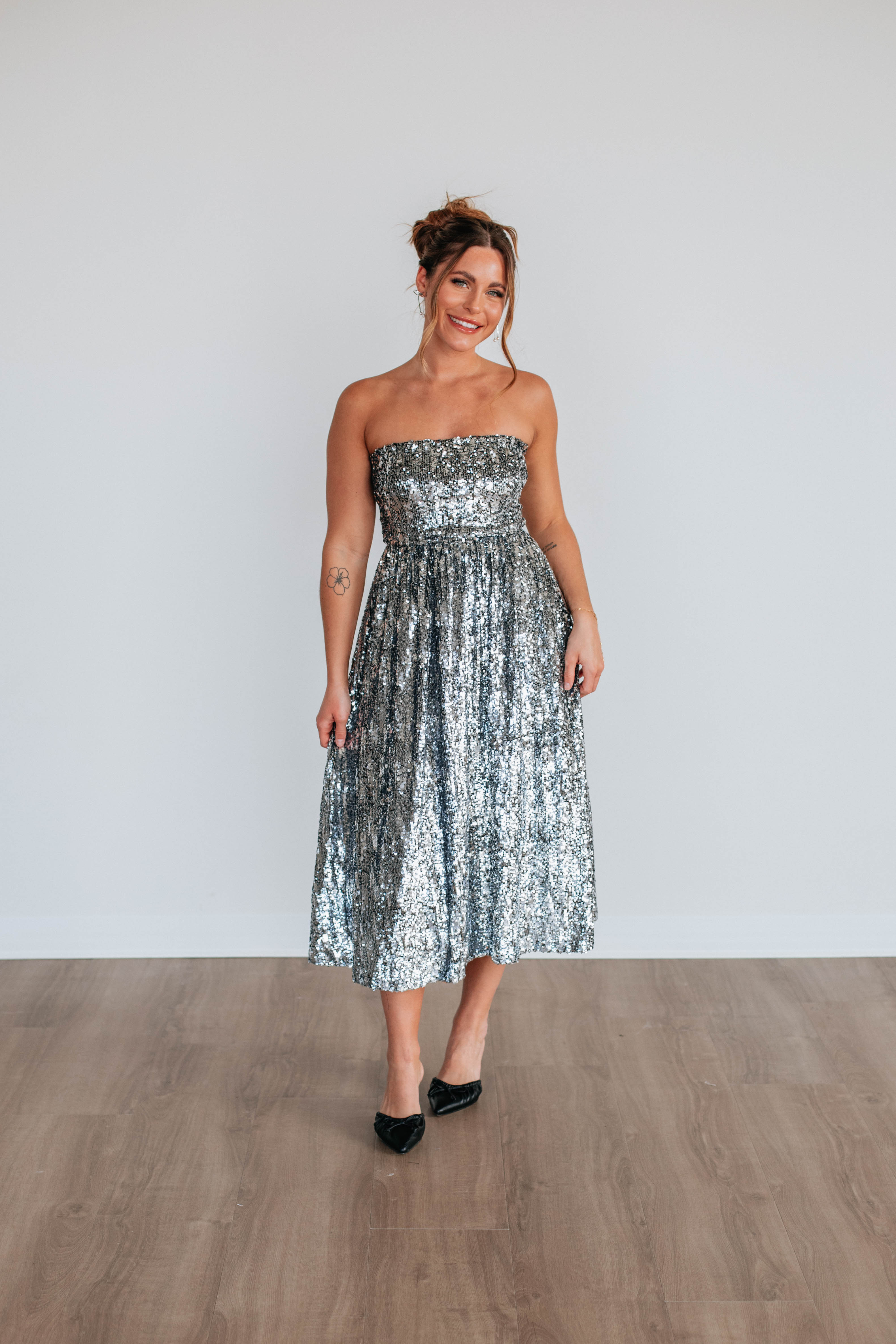 Stylish Sequin Party Dress for Women - Elegant & Glamorous Evening Gown for Prom, Wedding, or Special Occasions