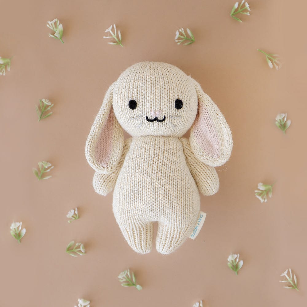 Cuddle+Kind Organic Cotton Hand-Knit Baby Bunny Plush Toy - Soft & Safe for Newborns, Infants & Toddlers - Perfect Nursery Gift, Baby Shower Present & Cuddly Companion for Playtime & Bedtime