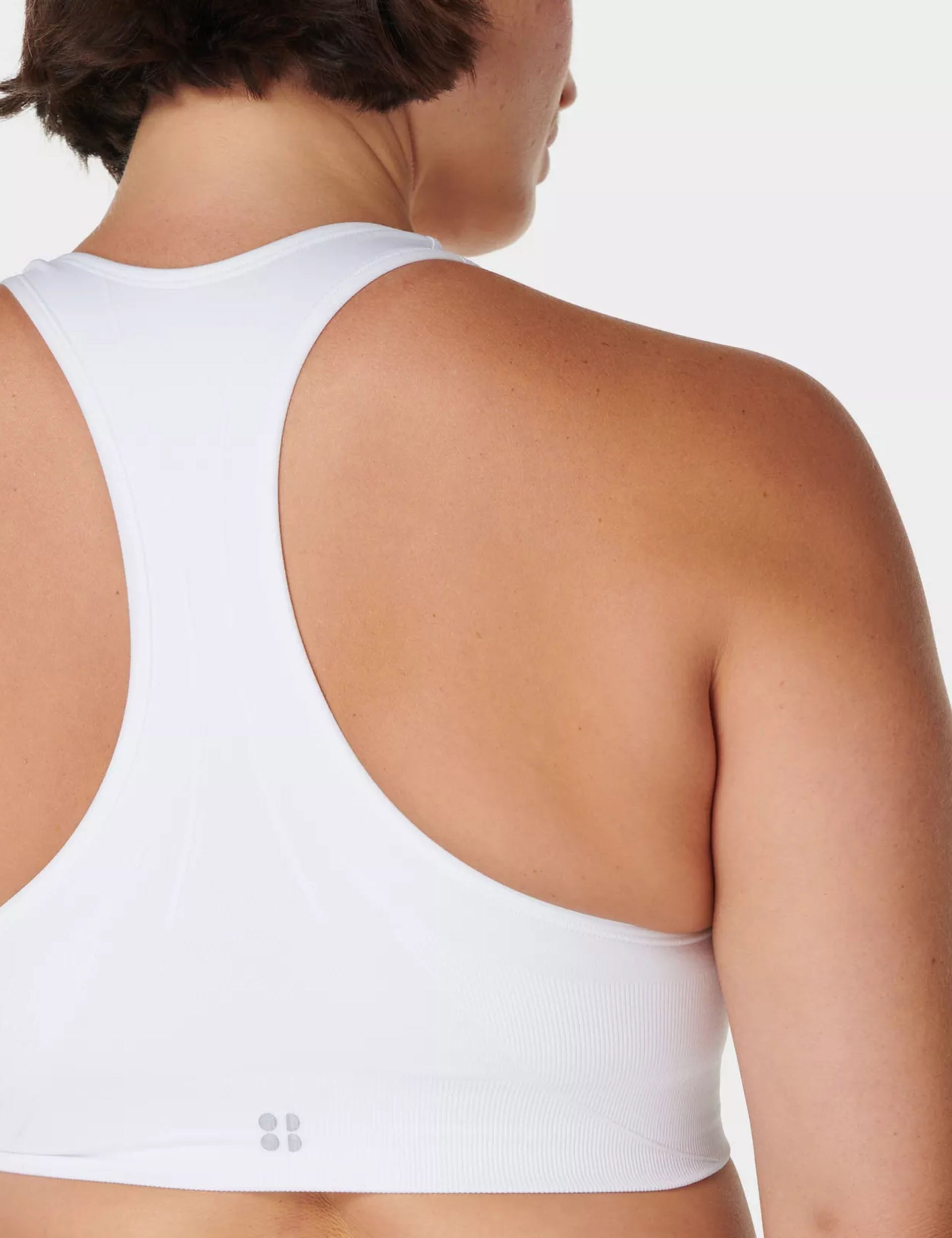 High-Quality Stamina Seamless Sports Bra for Women - Breathable & Supportive Workout Top - White - Perfect for Yoga, Running & Gym
