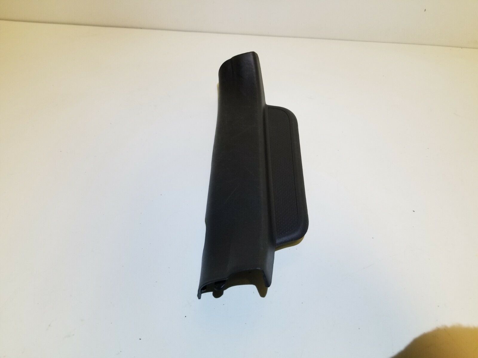04 05 06 Scion XA Right Rear Passenger Side Door Sill Scuff Plate Trim Cover - OEM Replacement Part for Car Interior Protection & Style Upgrade