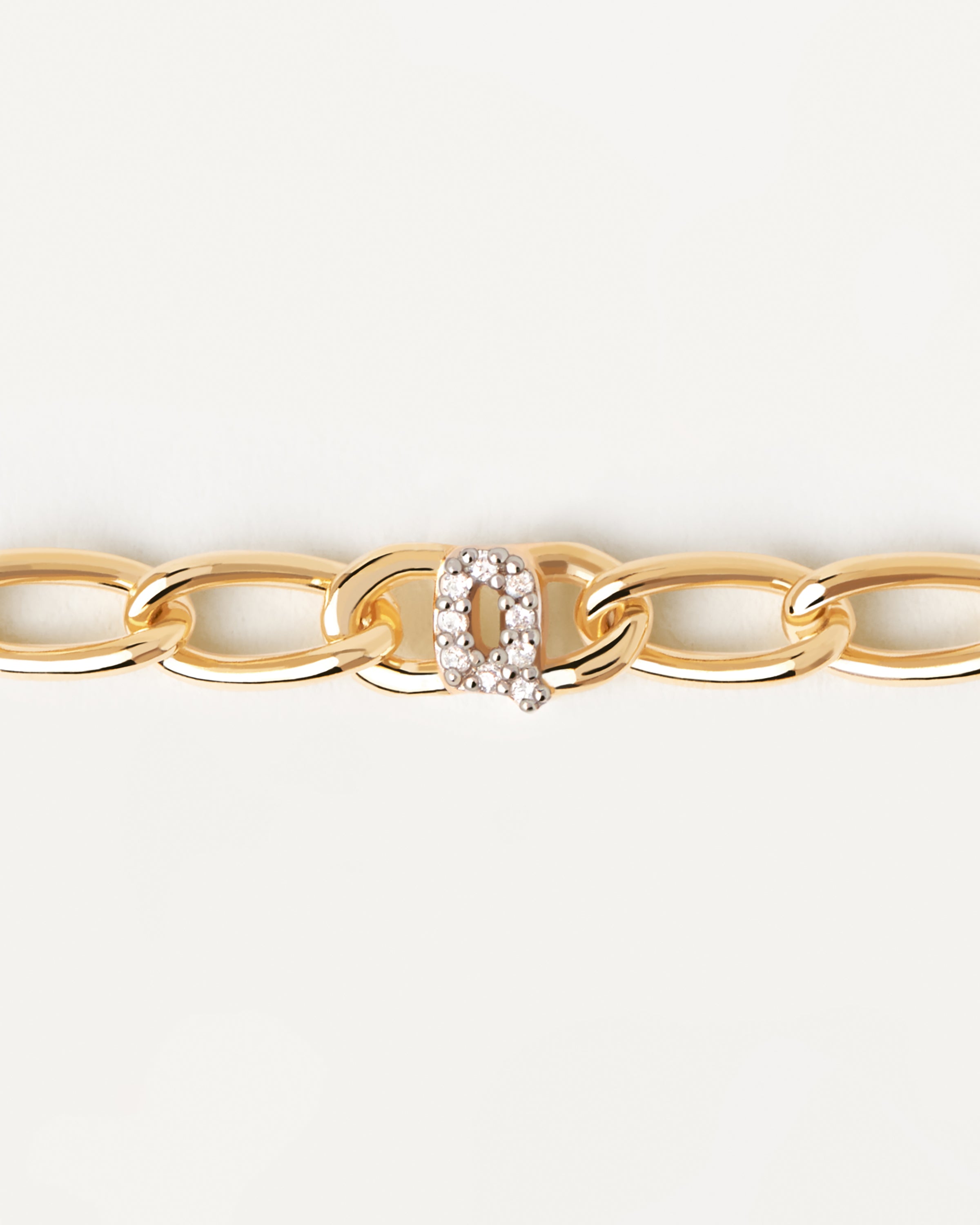 Stylish Letter Q Chain Bracelet for Women - Elegant Initial Jewelry Gift for Her - Perfect for Birthdays, Anniversaries & Everyday Wear