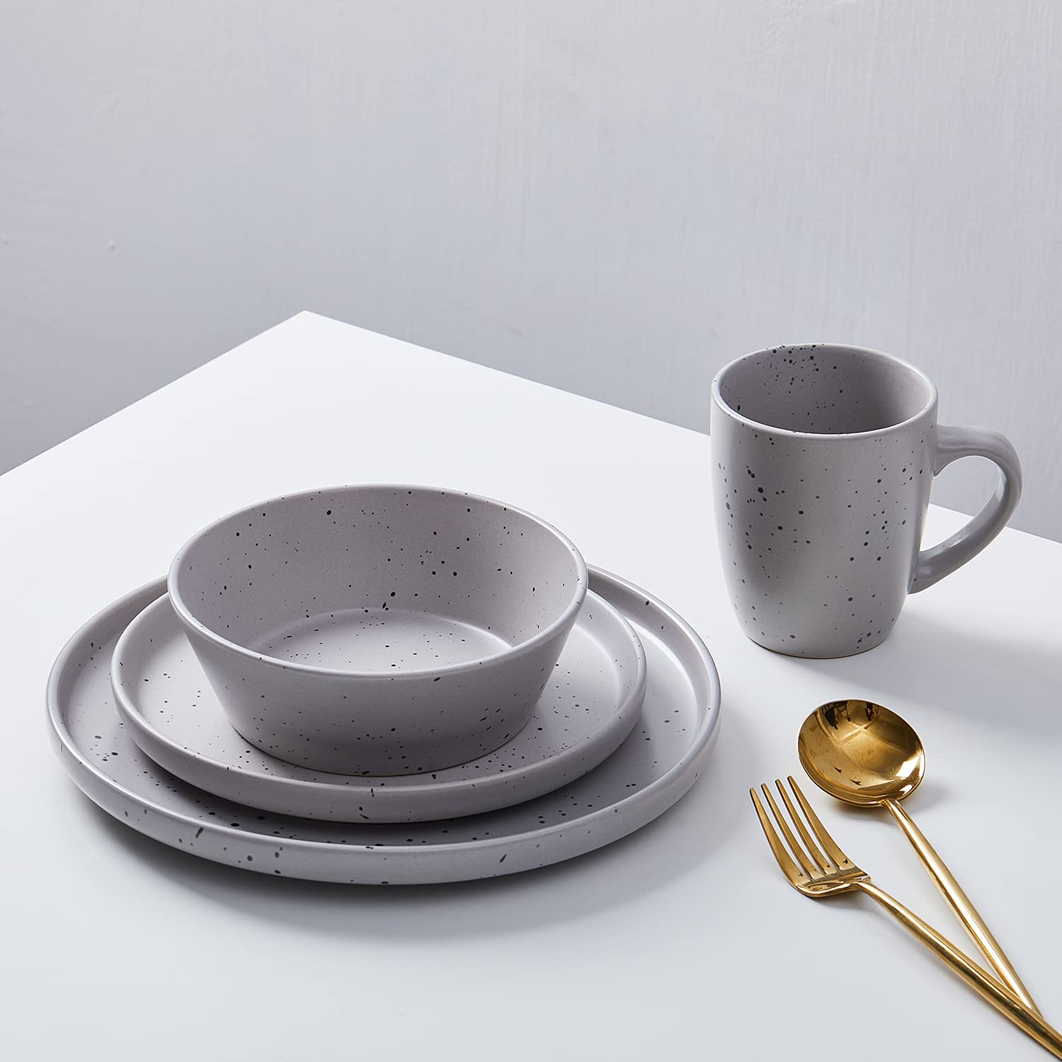 Premium 32-Piece Stoneware Dinnerware Set for 8 - Durable Jade Stoneware Plates, Bowls & Mugs in Elegant Light Gray - Perfect for Family Dinners, Entertaining Guests & Everyday Use