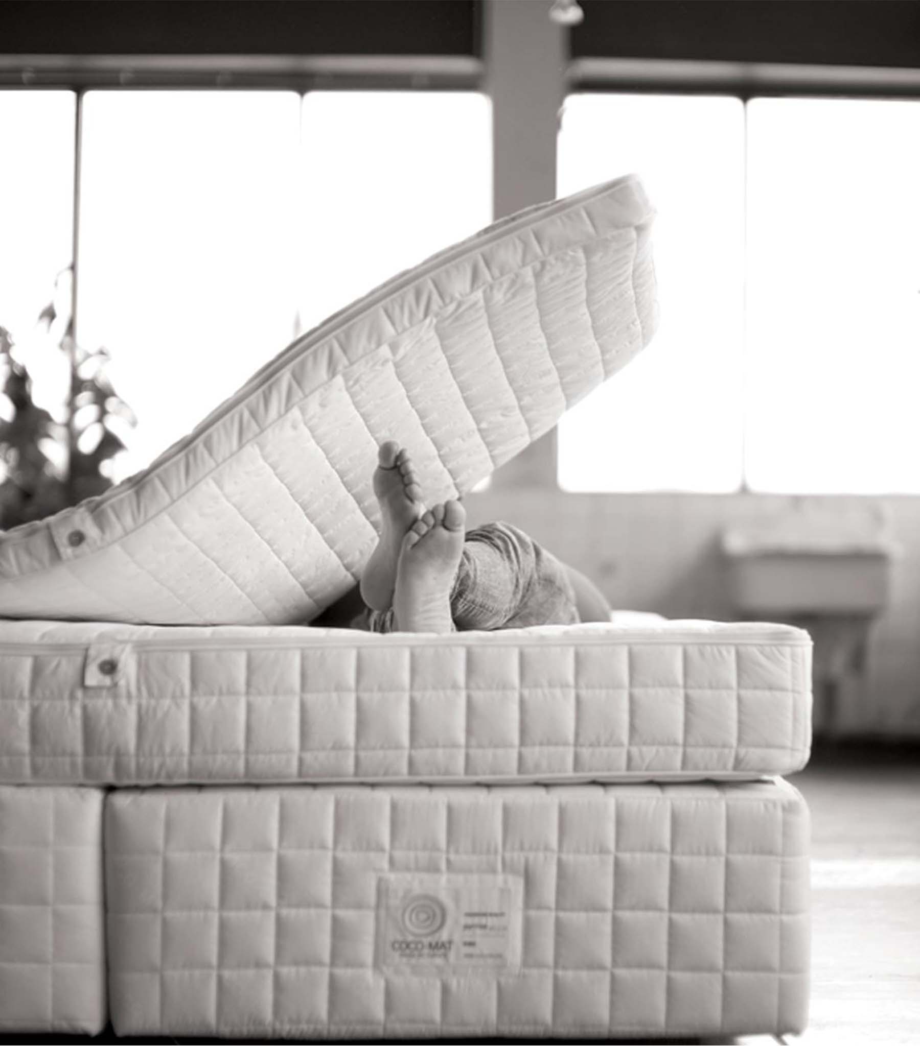 Equinox Hotels Mattress Protector - Waterproof, Hypoallergenic, Breathable Bed Cover - Perfect for Hotels, Home Use & Allergy Relief