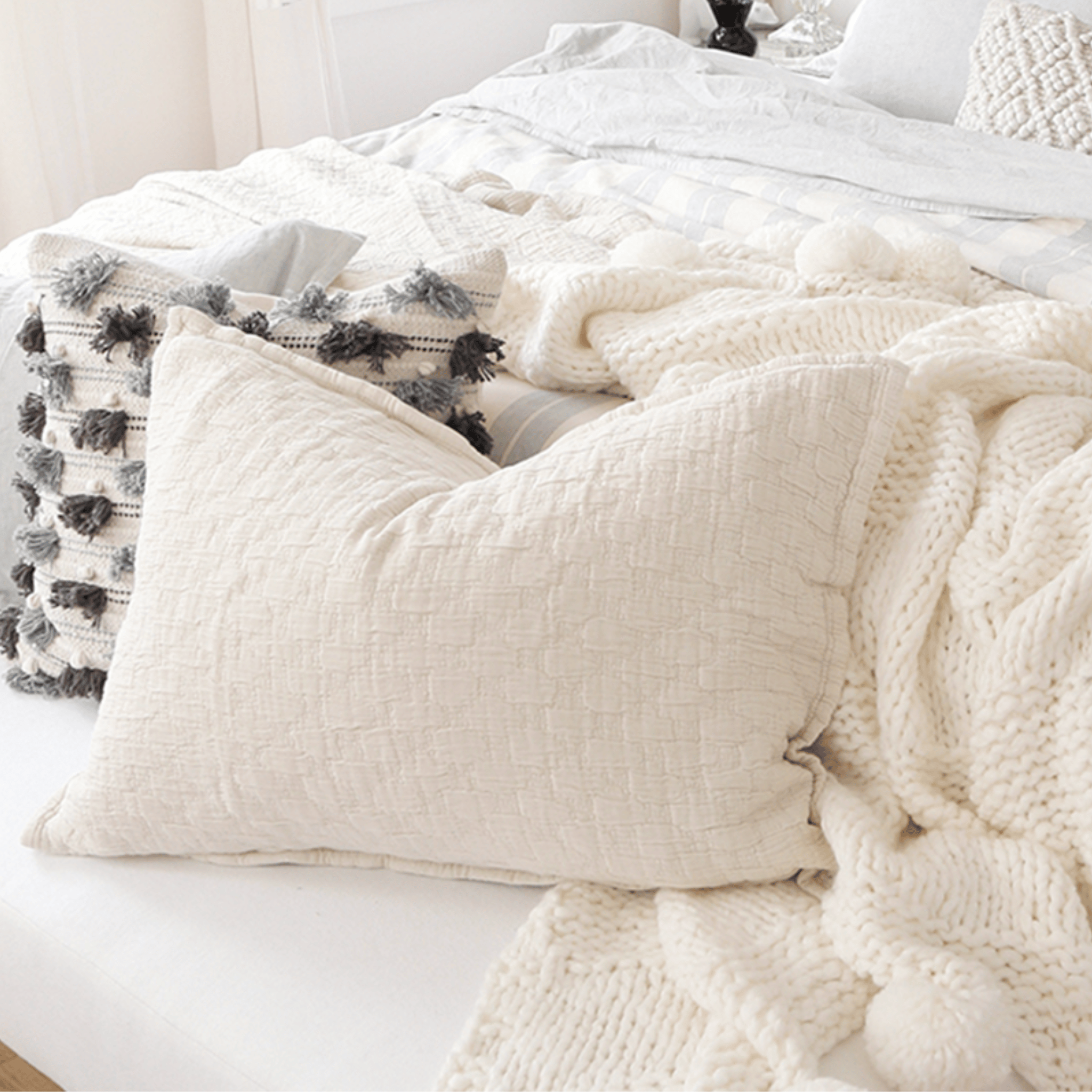 Ojai Matelasse Collection - Luxury Quilted Bedding Set for Home Decor | Perfect for Master Bedroom, Guest Room & Cozy Retreats