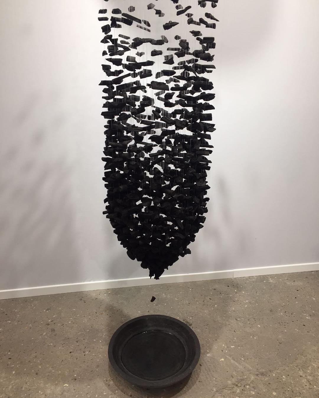 Elegant Black Charcoal Chandeliers - Modern to Rustic Lighting Fixtures for Dining Room, Living Room & Bedroom Decor