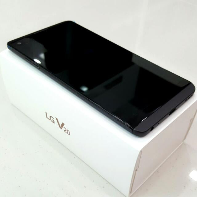 LG V20 Titan Smartphone - Unlocked Android Phone with Hi-Fi Quad DAC, Dual Camera & 5.7