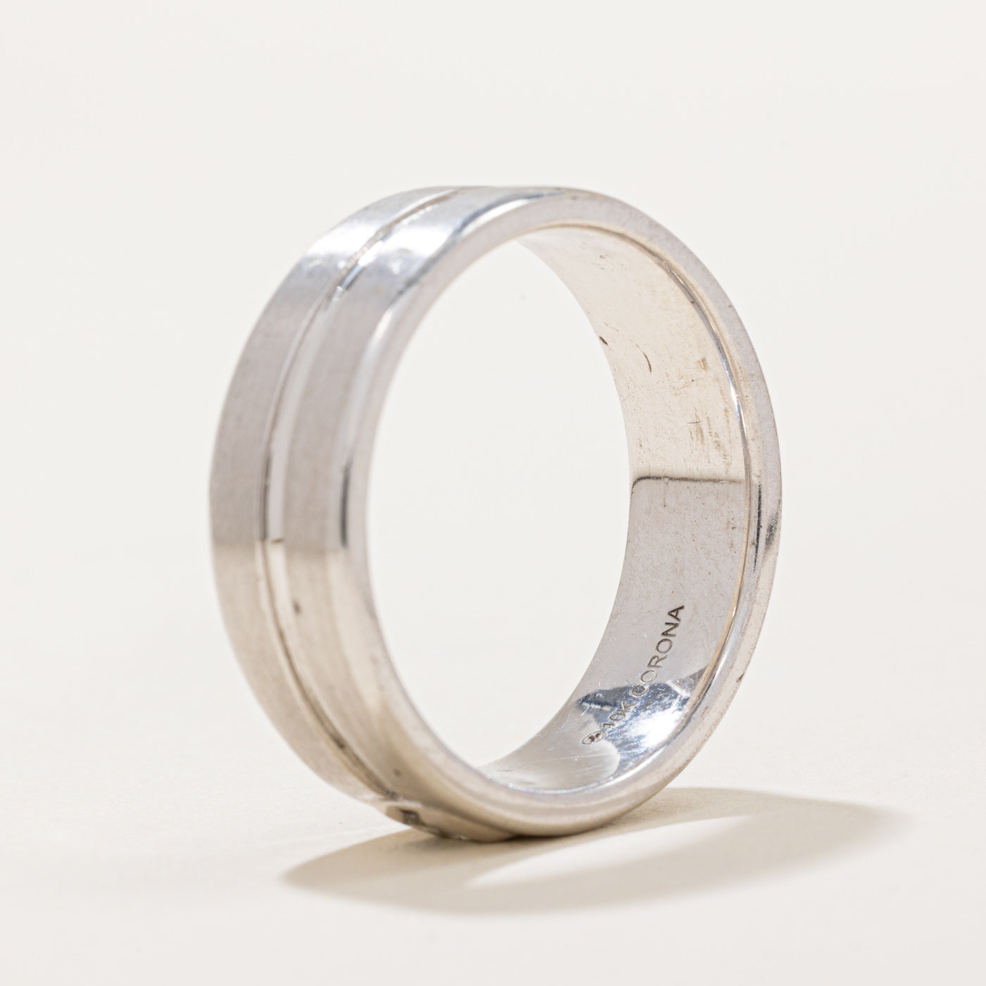 0.15ct Flush Set Diamond Wedding Band Ring - Size 10 | Durable & Comfortable for Everyday Wear | Perfect for Anniversary, Engagement or Gift