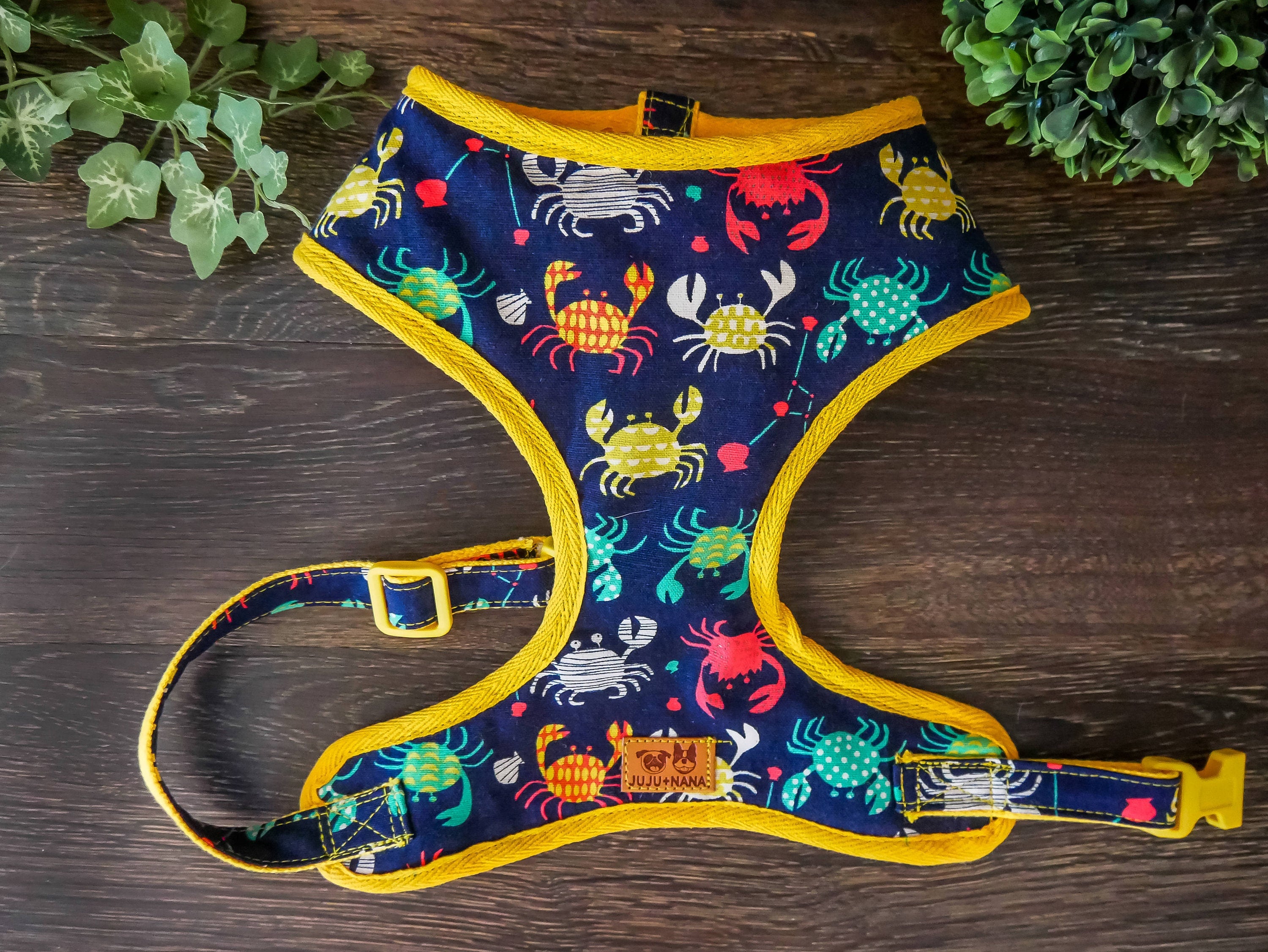 Premium Nautical & Crab Dog Harness - Adjustable Pet Vest for Small to Large Dogs - Perfect for Walking, Hiking & Outdoor Adventures