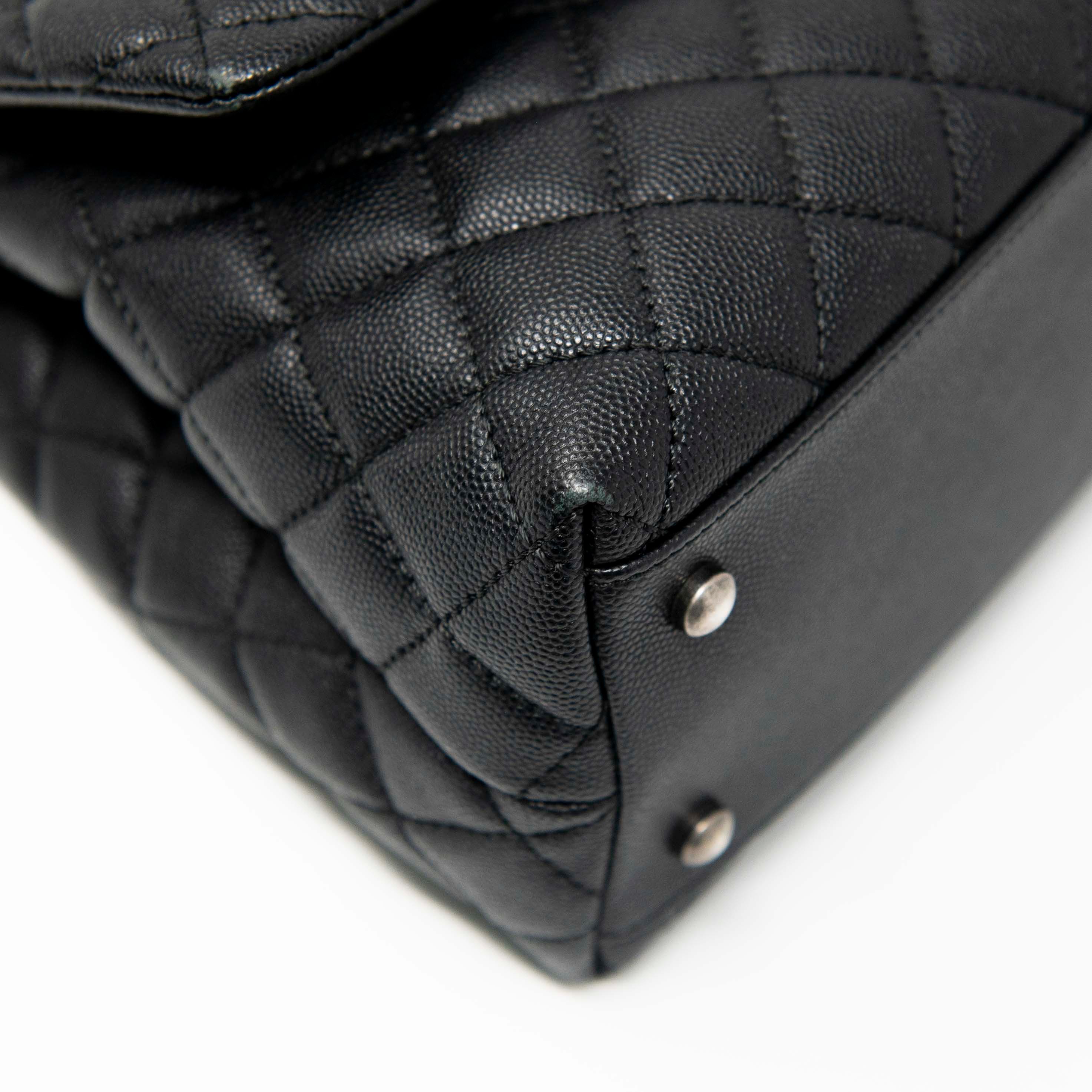 Chanel Black Medium Coco Handle Bag in Lizard Leather - Perfect for Evening Events & Luxury Fashion Accessories