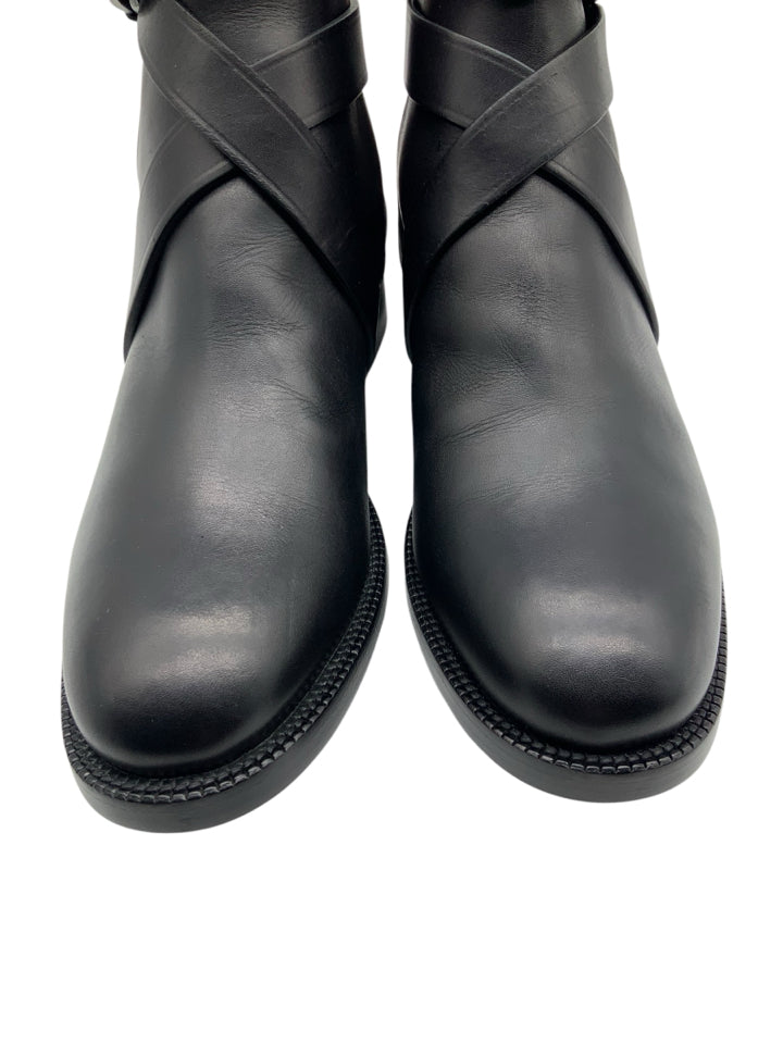 Burberry Housecheck Ankle Booties for Women - Size 38.5 (US 8.5) | Luxury Fashion Boots for Office, Parties & Everyday Wear