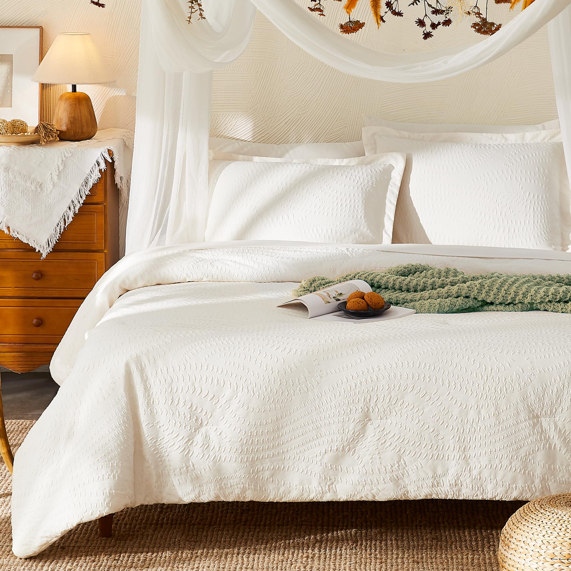 Geniospin Queen Comforter Set 7-Piece All Season Bedding - Ivory White Botanical Print Seersucker Duvet Cover, Sheets, Pillowcases & Shams (90x90 Inches) for Cozy Bedroom Decor & Guest Room Essentials