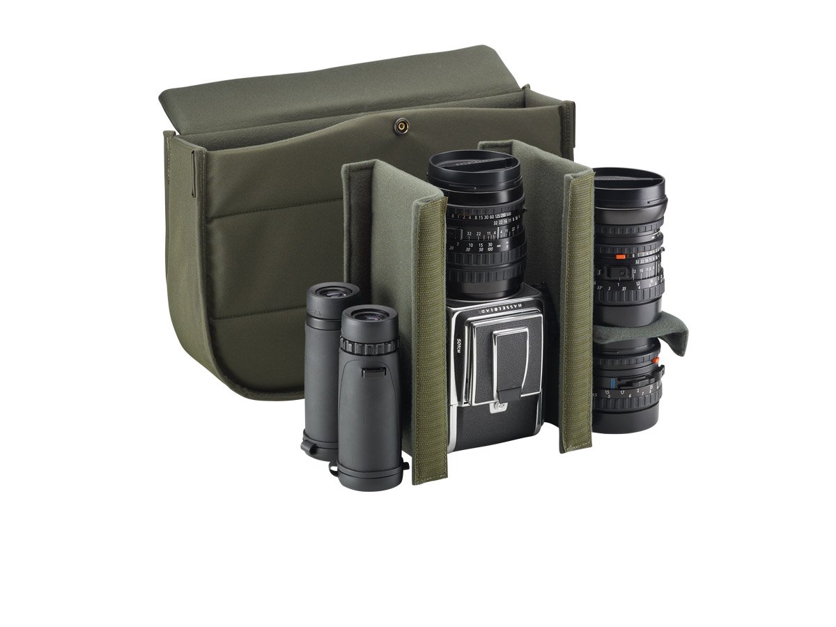 Billingham Hadley Pro Camera Bag - Waterproof DSLR/SLR Shoulder Bag for Photographers - Perfect for Travel, Hiking & Outdoor Photography