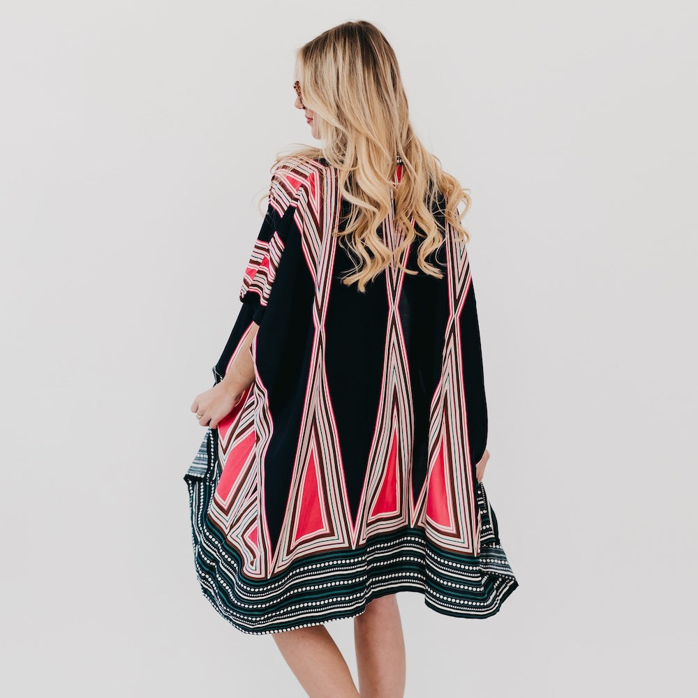 Stylish Kimono Robe for Women - Floral Japanese Traditional Dress - Perfect for Loungewear, Spa, and Beach Cover-Up