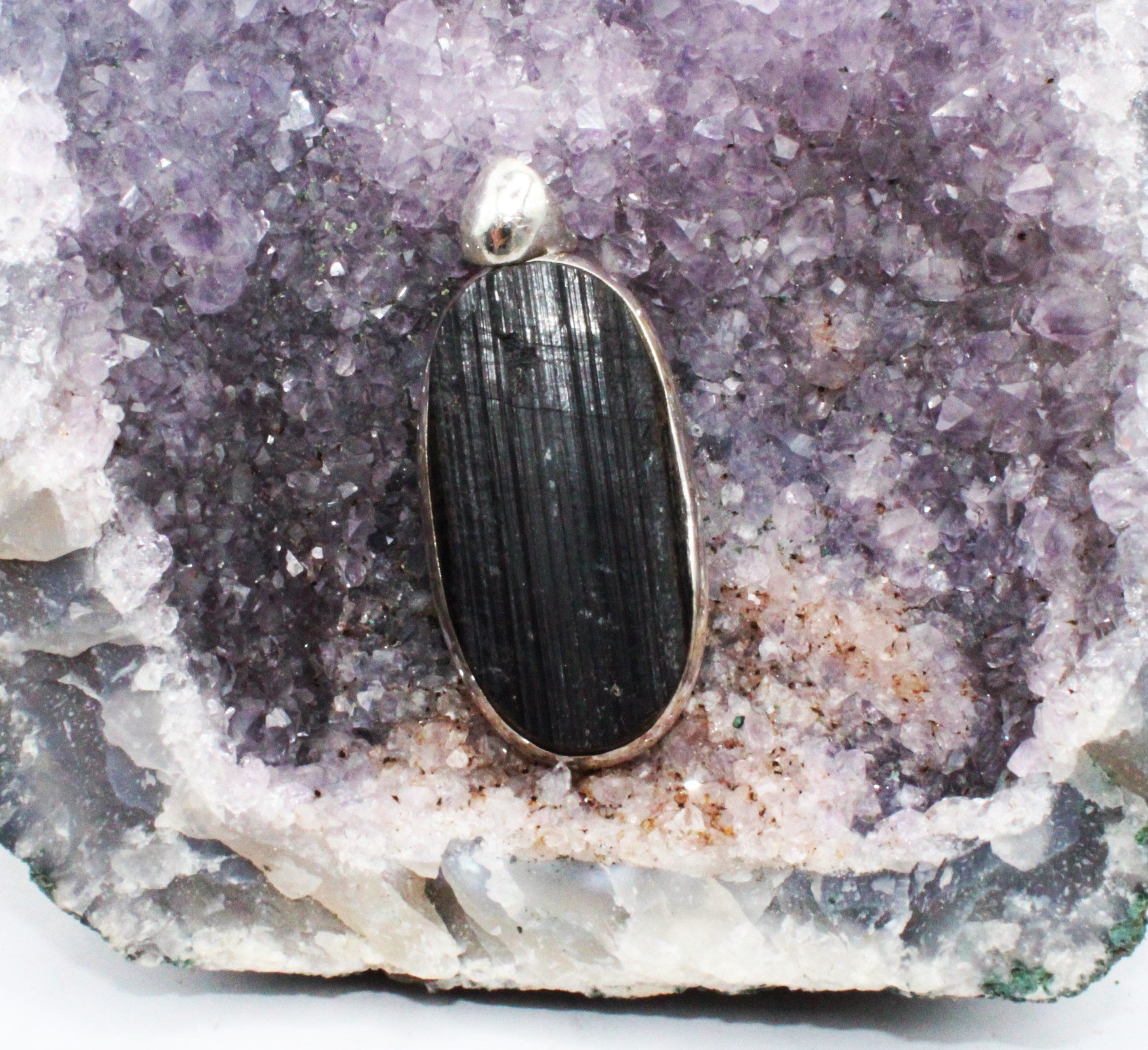 Black Tourmaline Pendant Necklace in Sterling Silver 925 - Protection Jewelry for Women & Men, Perfect for Meditation, Energy Healing & Everyday Wear