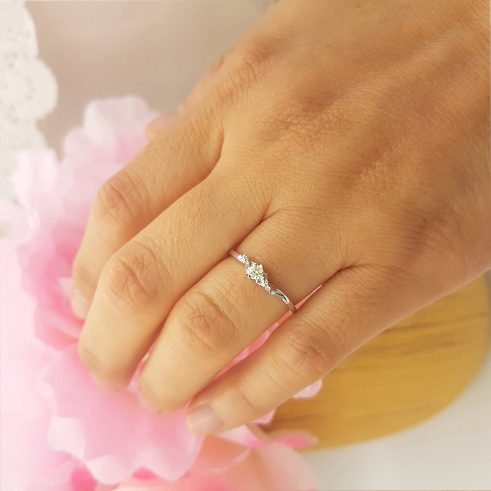 0.18 Carat Round Diamond Engagement Ring for Women - 18K Solid Gold Bridal Promise Ring | Dazzlingrock Collection | Perfect for Proposals, Anniversaries & Special Occasions