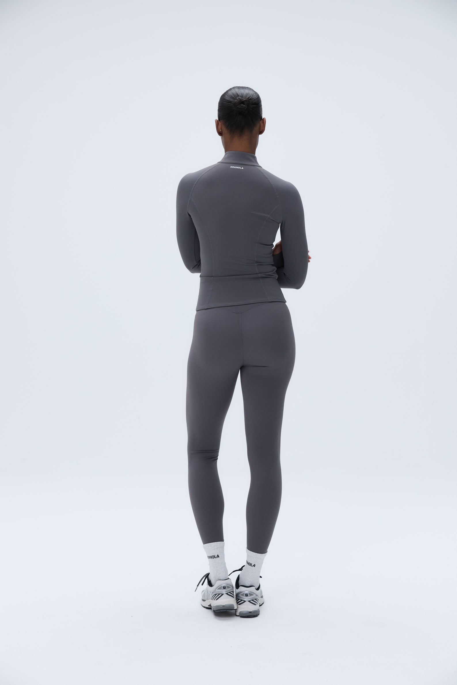 Ultimate Long Sleeve Zip Up Top for Women - Dark Grey | Comfortable & Stylish Pullover for Outdoor Activities, Workouts & Casual Wear