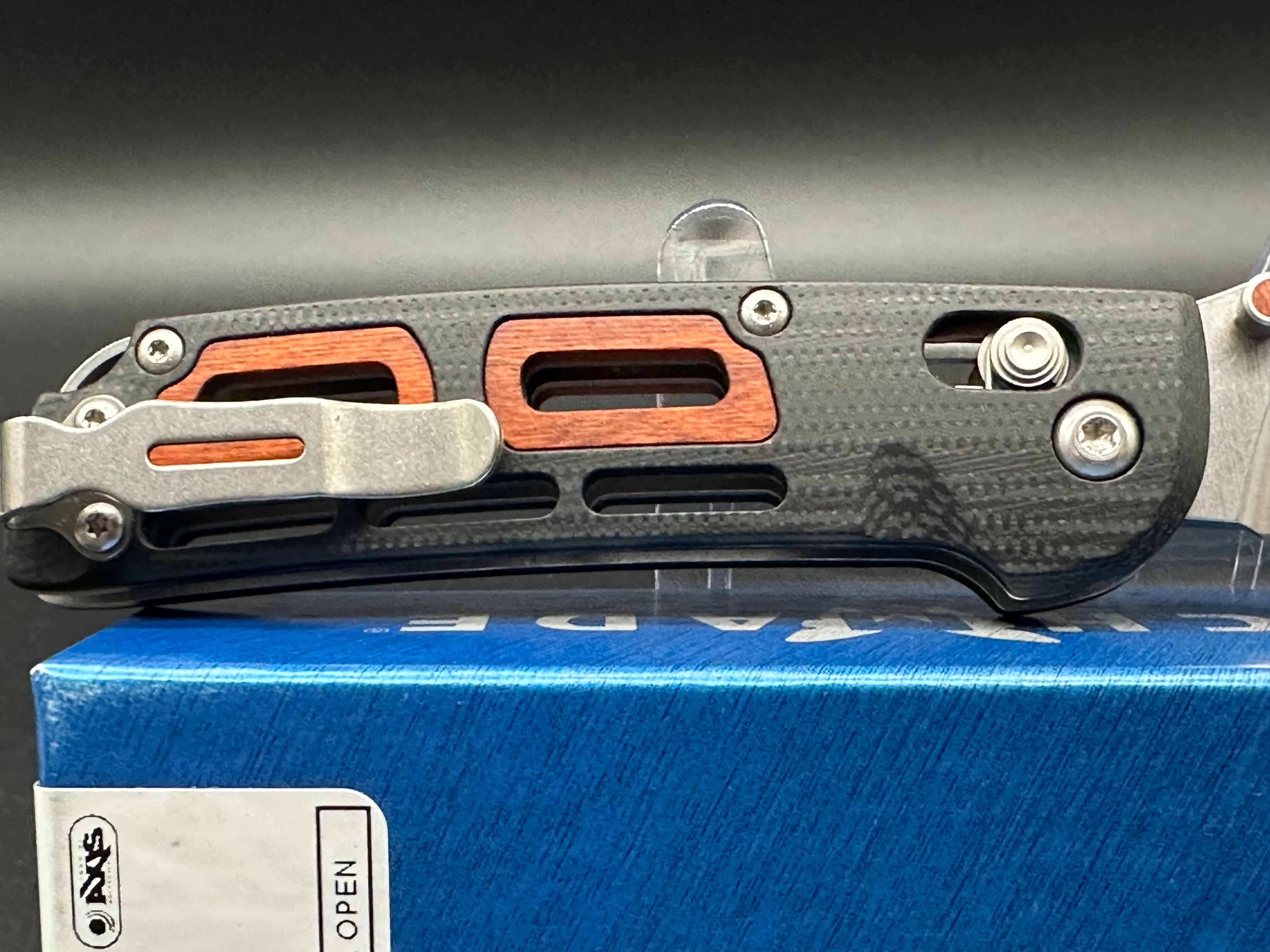 Benchmade Saibu Folding Knife - Premium EDC Pocket Knife for Outdoor, Camping & Everyday Carry | High-Quality Stainless Steel Blade with Ergonomic Grip