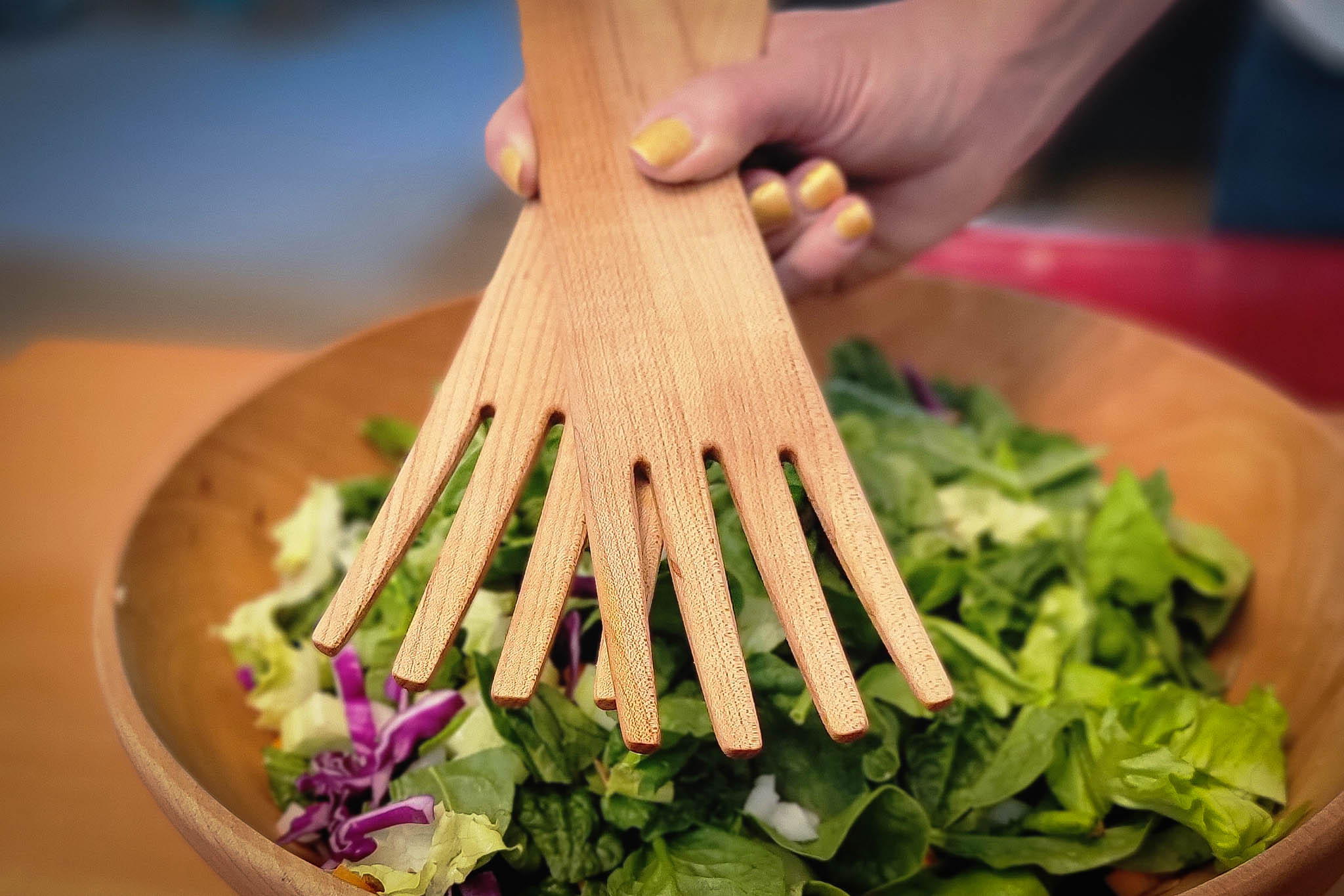 Eco-Friendly Wooden Salad Servers Set - Natural Bamboo Serving Utensils for Healthy Eating - Perfect for Salads, Pasta, and Family Gatherings