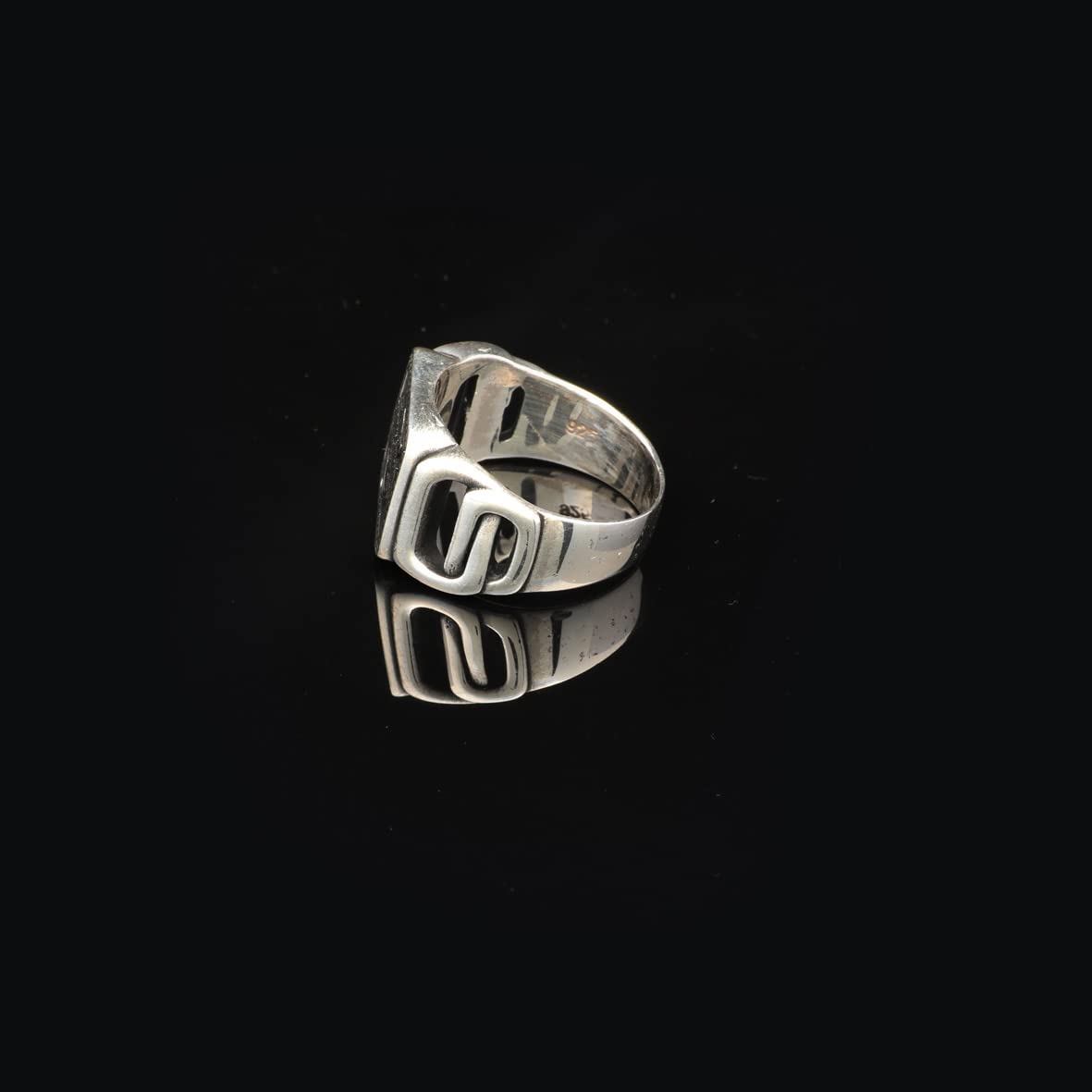 Harley Davidson 925 Sterling Silver Men's Signet Ring - Handcrafted Biker Jewelry - Custom Motorcycle Rider Ring for Men - Perfect for Biker Gifts, Motorcycle Events & Everyday Wear (Size 15)