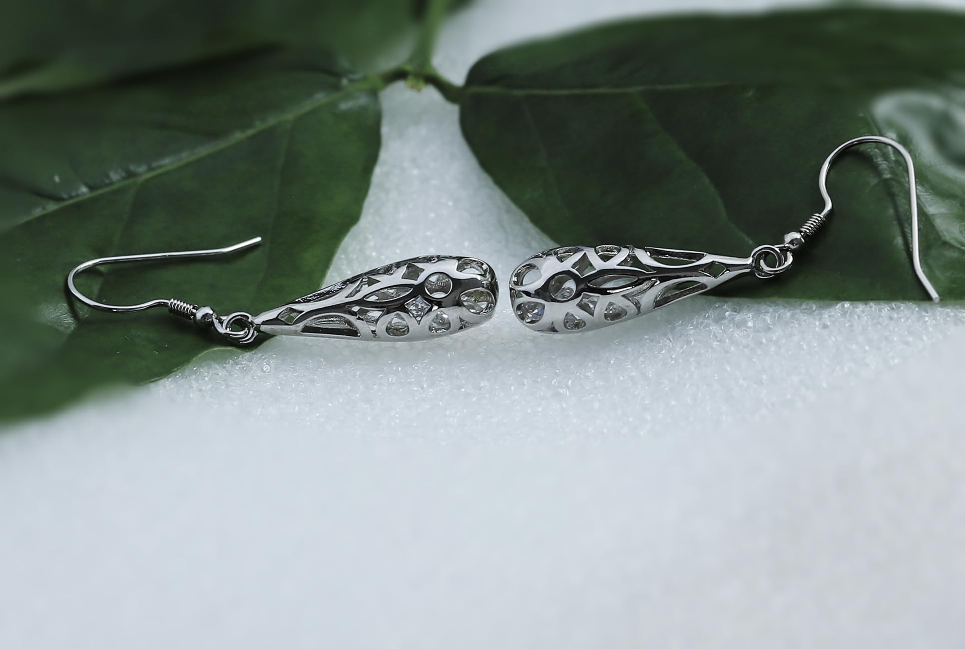 18K Gold Plated 925 Sterling Silver Vintage Filigree Dangle Earrings for Women - Elegant Jewelry Gift for Wedding, Party & Special Occasions