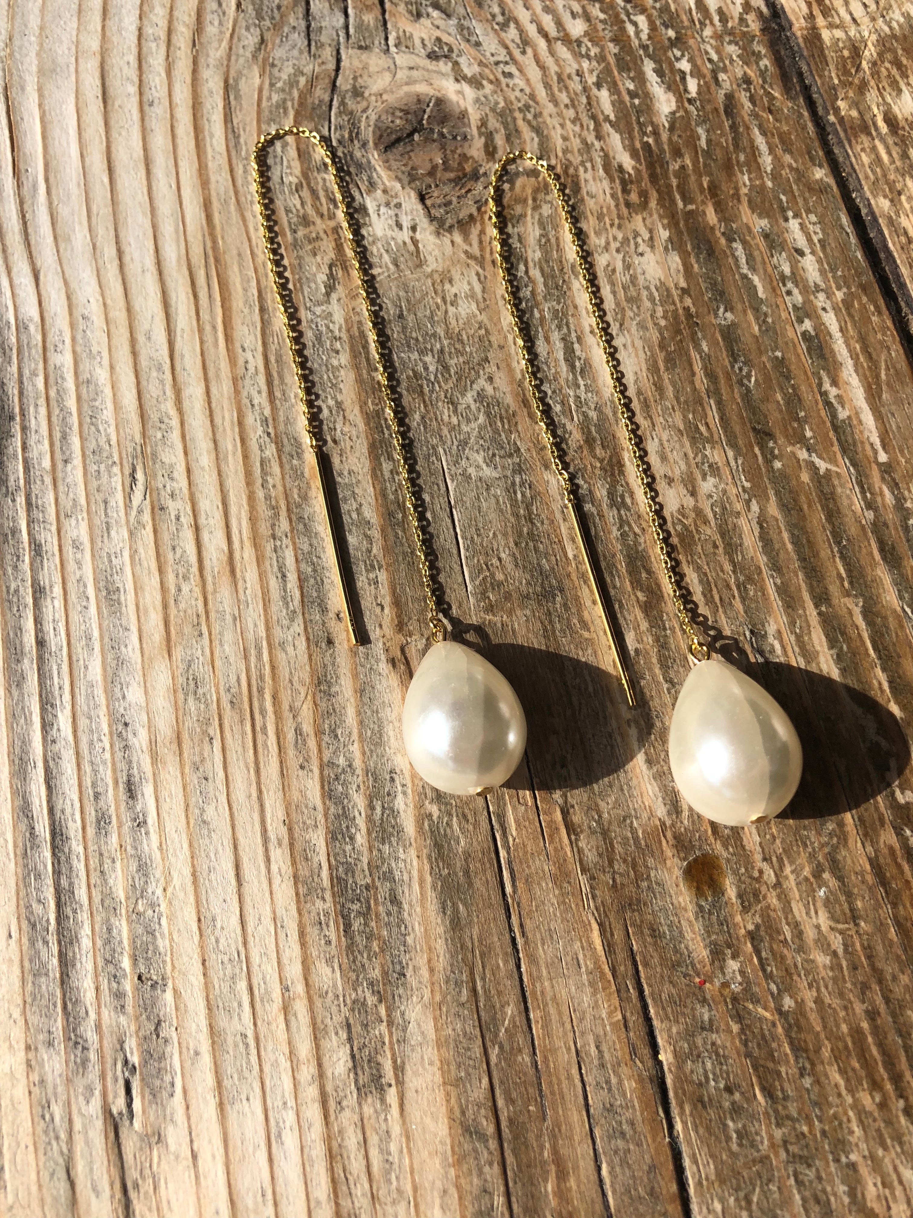 Girl With A Pearl Threader Earrings - 14K Gold Dainty Minimalist Jewelry for Women - Perfect for Date Night & Special Occasions