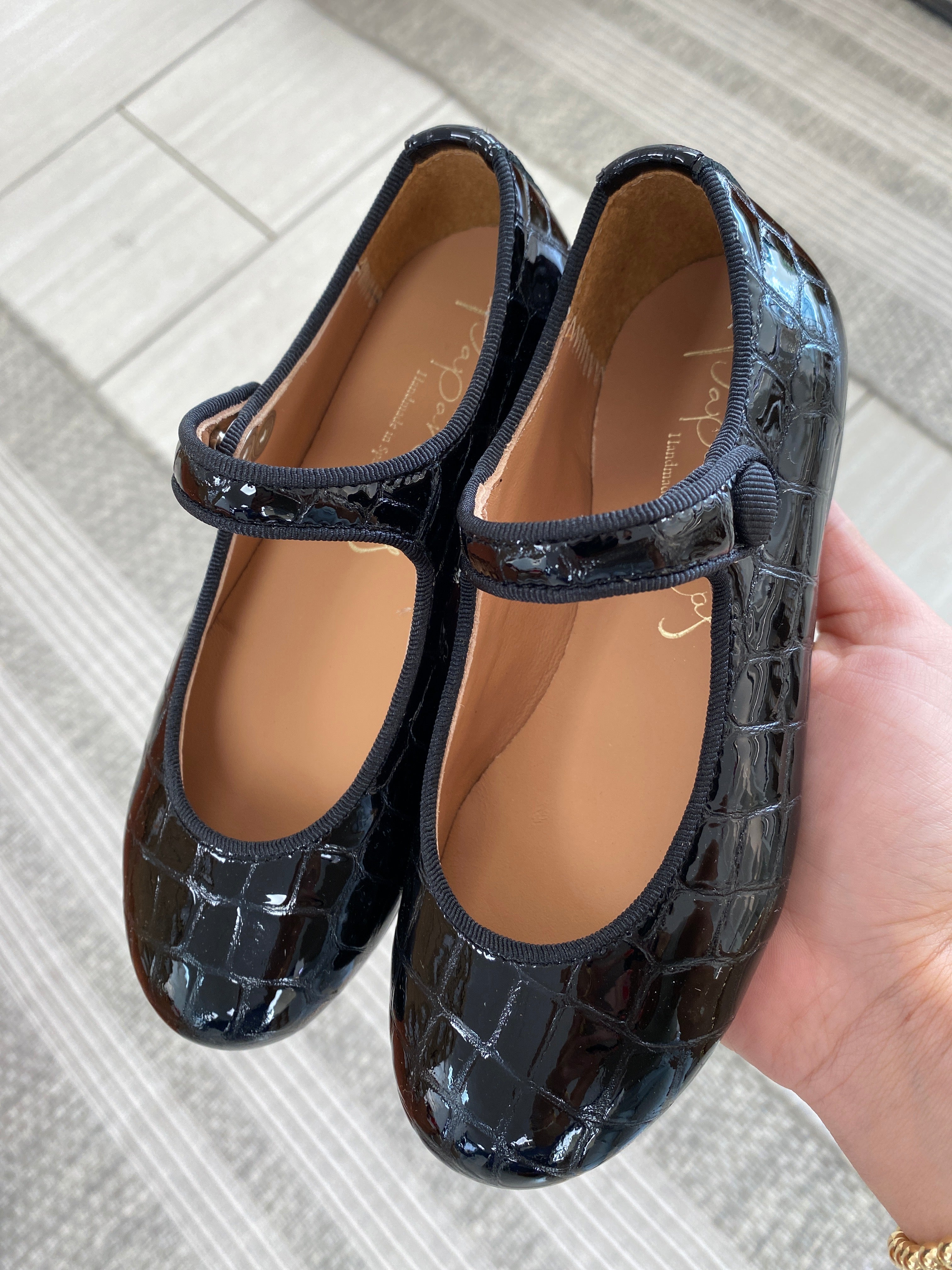 Black Crocodile Embossed Mary Jane Shoes for Women - Elegant & Comfortable Dress Shoes for Work, Parties & Weddings
