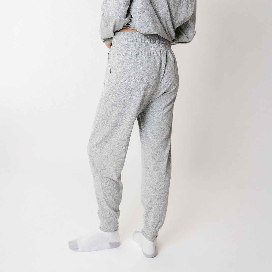 Best Carry On Joggers for Travel - Comfortable Heather Grey Sweatpants for Men & Women - Perfect for Airplane, Gym & Lounge Wear