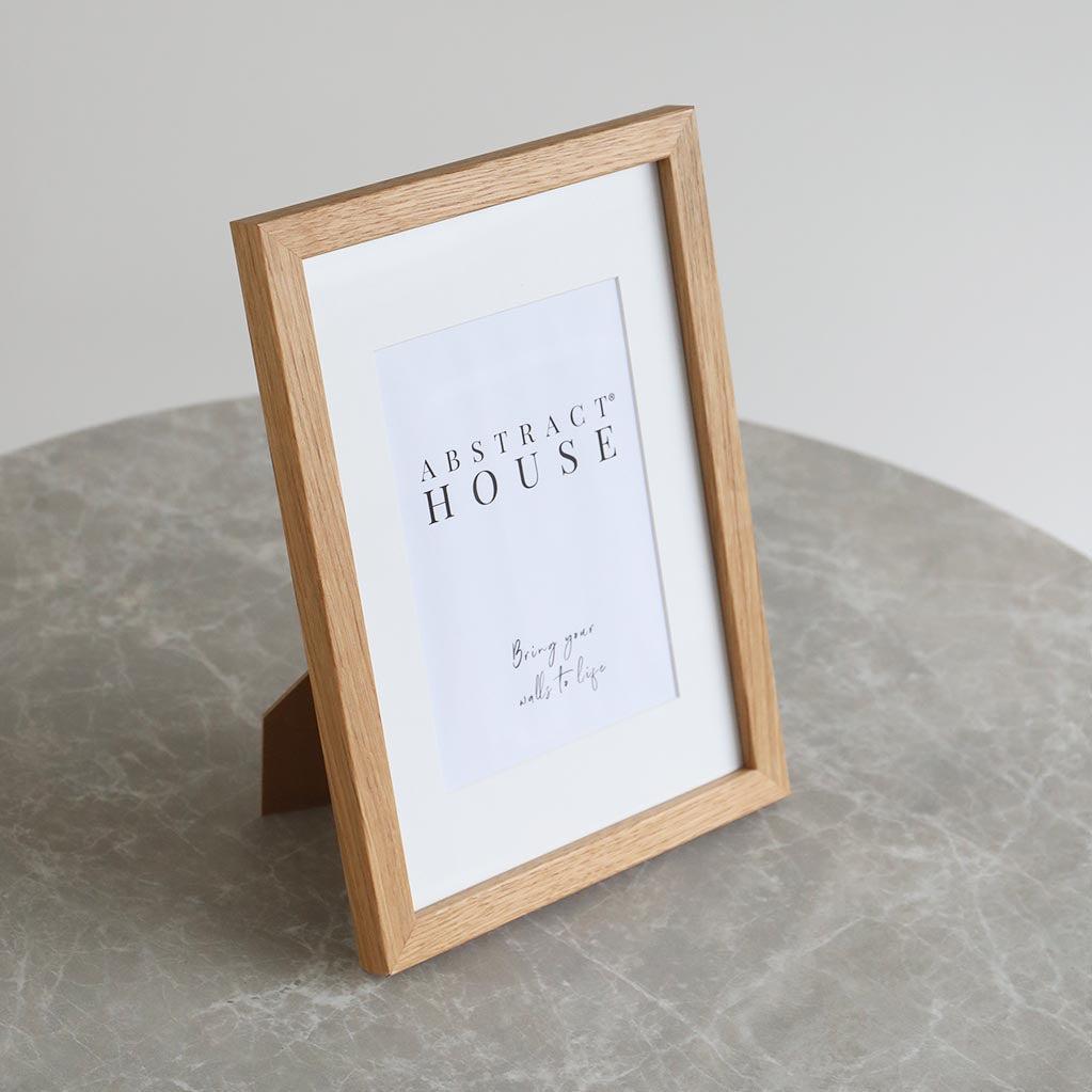 21x30cm Freestanding Oak Wood Picture Frame - Elegant Home & Office Decor for Photos, Artwork & Display