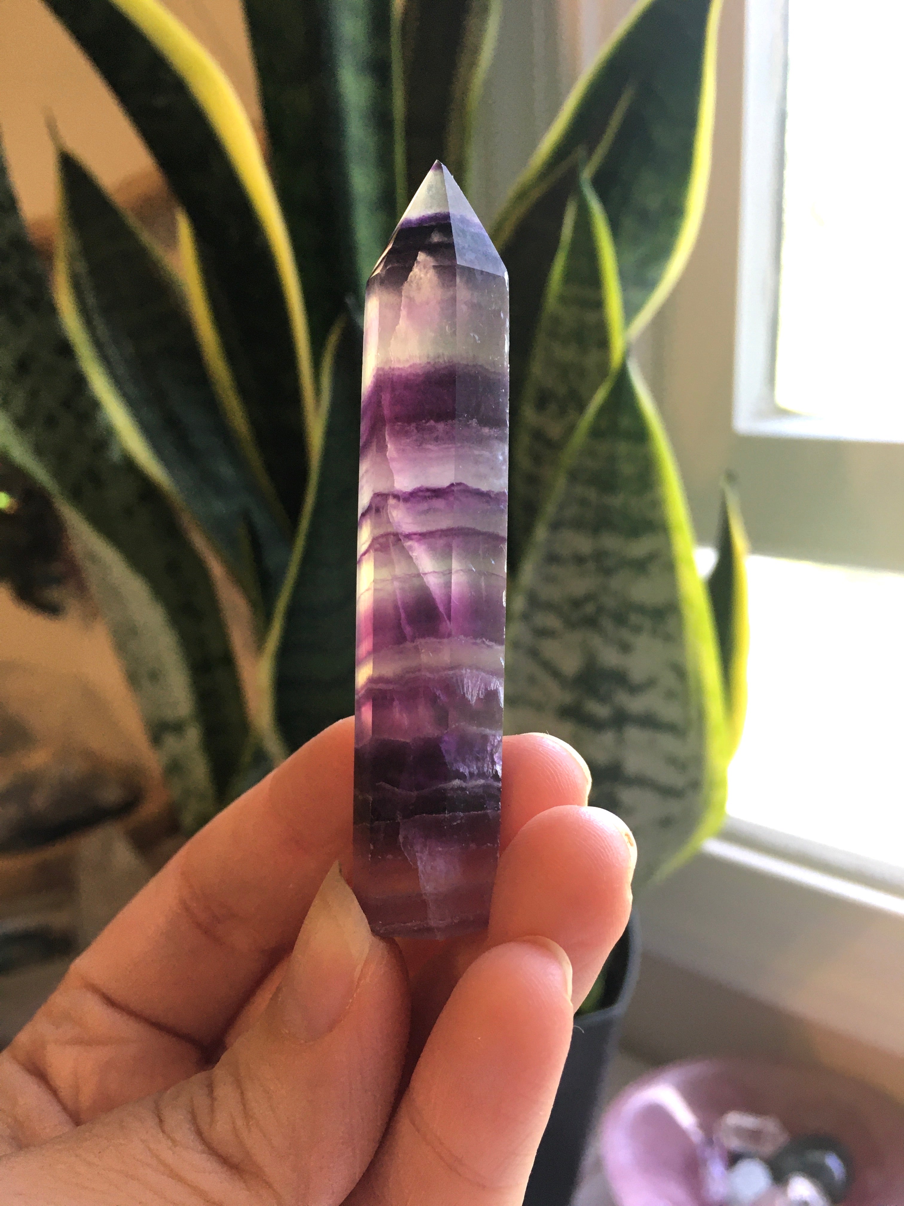 Natural Purple Fluorite Mini Tower - Healing Crystal for Meditation, Reiki & Energy Balancing - Perfect for Home Decor, Office Desk & Spiritual Practices