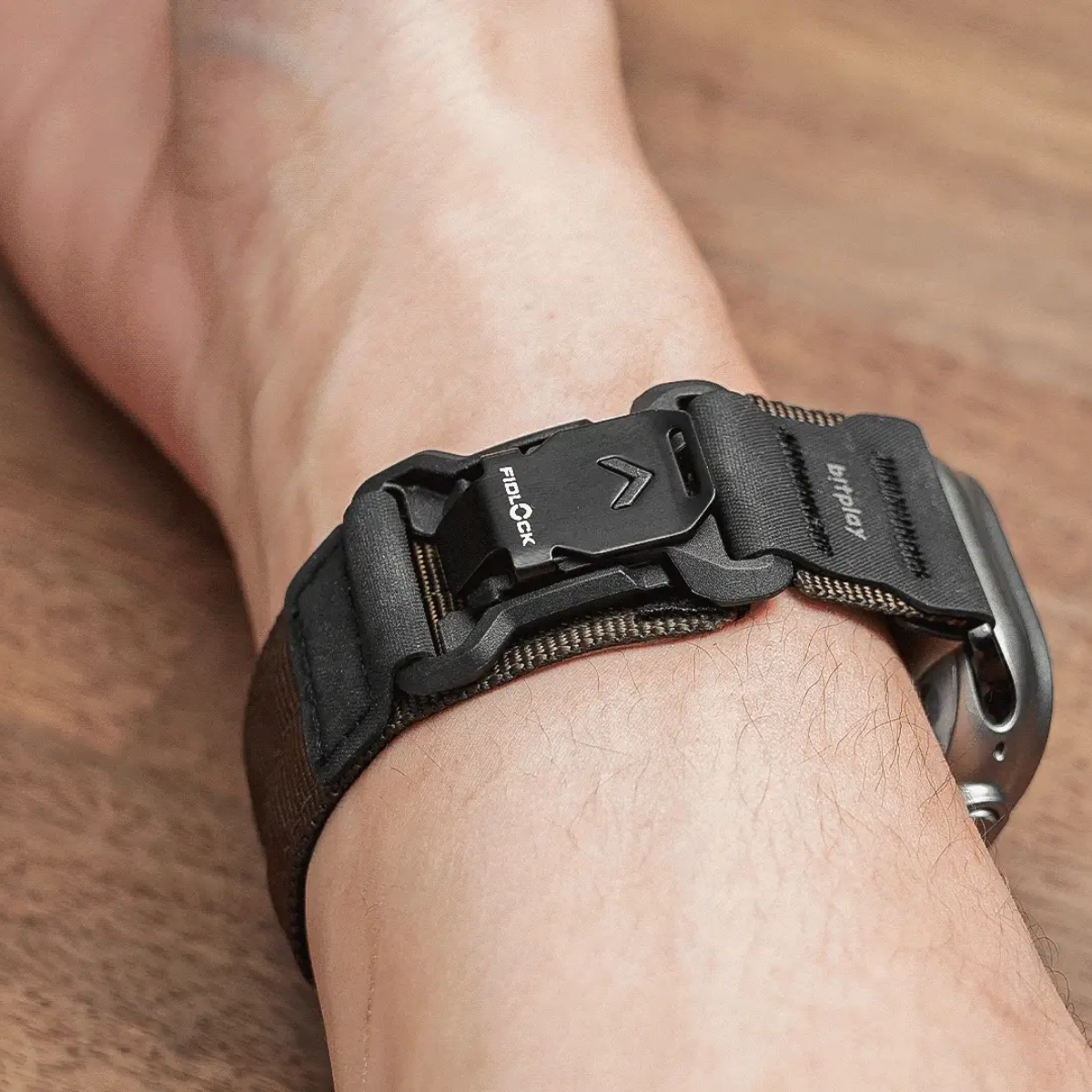 bitplay Fidlock® Magnetic Watch Band - Durable QuickFit Strap for Garmin Fenix/Forerunner - Perfect for Outdoor Sports, Hiking & Adventure Activities