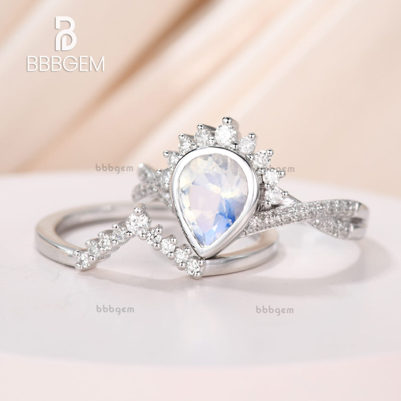 1 Carat Pear Shaped Moonstone Engagement Ring Set with Rose Gold Diamond Wedding Band - Perfect for Bridal Jewelry, Anniversary Gifts & Romantic Proposals