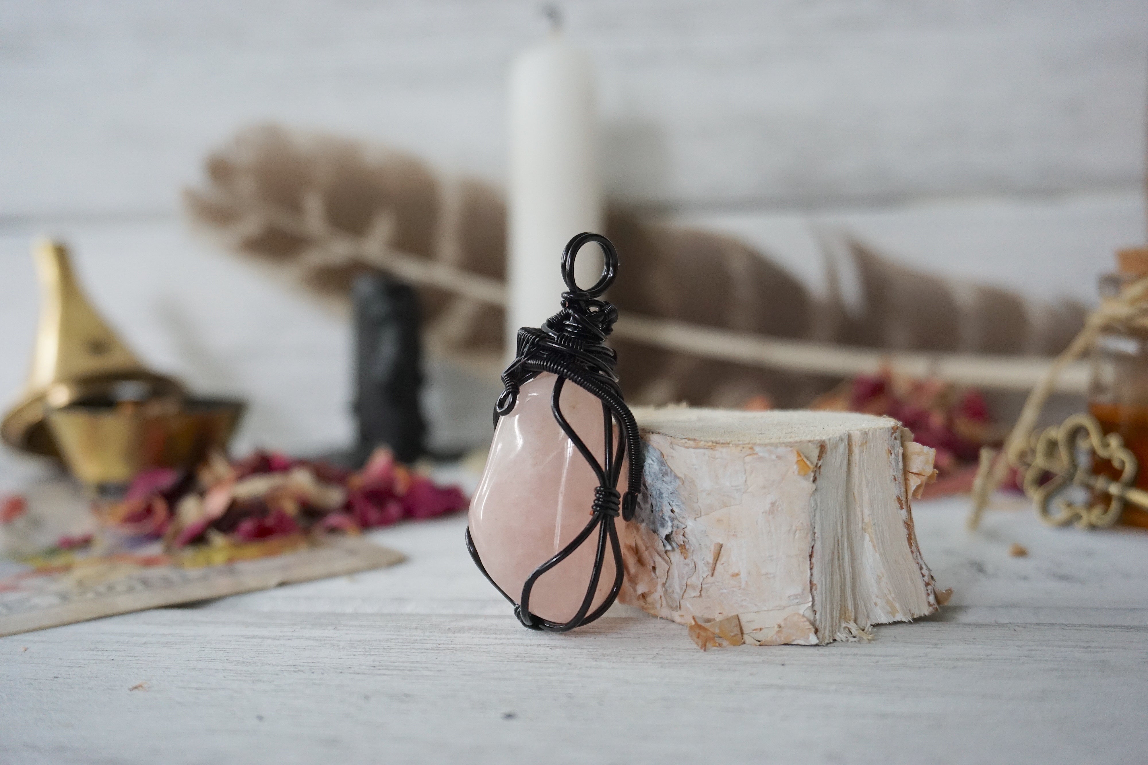 Aura Foundation Collection Rose Quartz Crystal Necklace for Women – Healing Stone Jewelry for Meditation, Yoga & Spiritual Energy (Gift for Her)