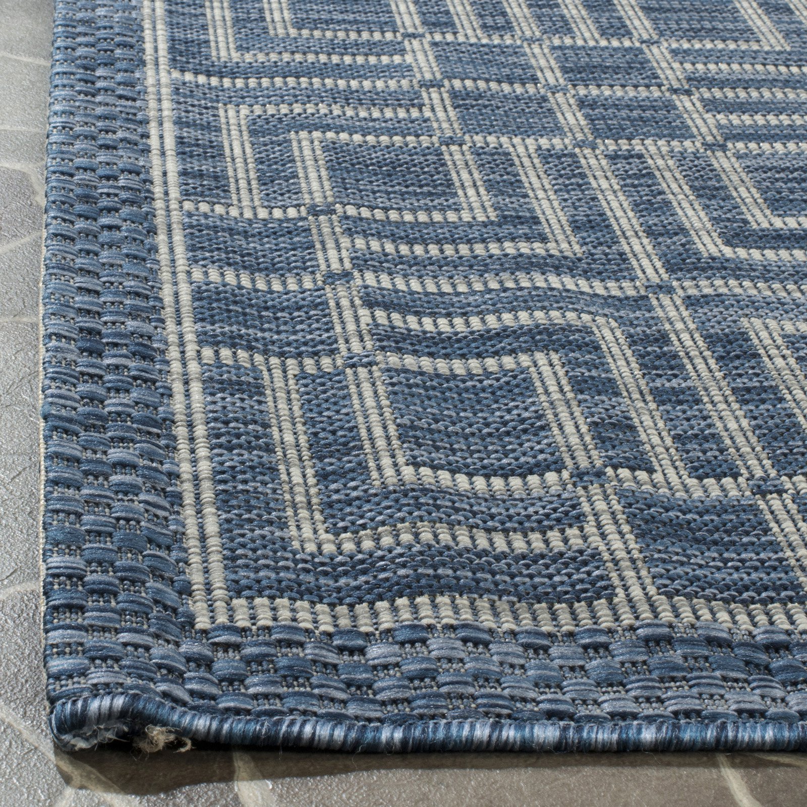 SAFAVIEH Courtyard Collection 6'7