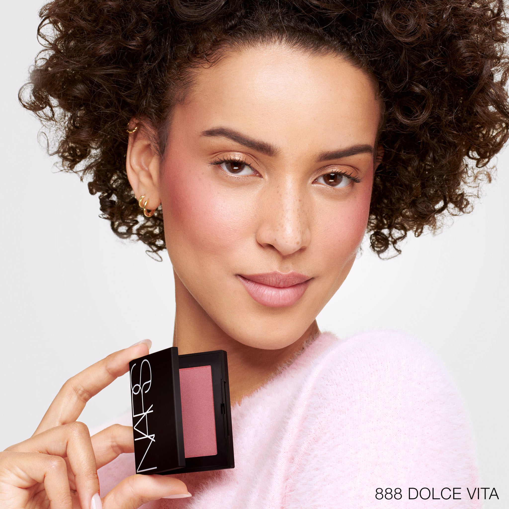 NARS Blush 2 - Long-Lasting Powder Blush for Cheeks, Buildable & Blendable Makeup - Perfect for Everyday Wear & Special Occasions