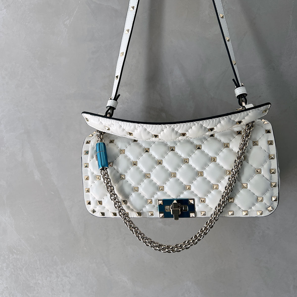 Ivory Spike Baguette Bag - Stylish Shoulder Purse for Women | Perfect for Parties, Date Nights & Evening Events