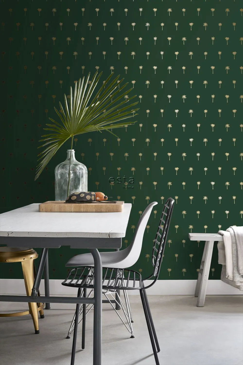 Paradise Palm Lattice Wall Decor - Tropical Leaf Pattern Home Decoration for Living Room, Bedroom & Outdoor Spaces