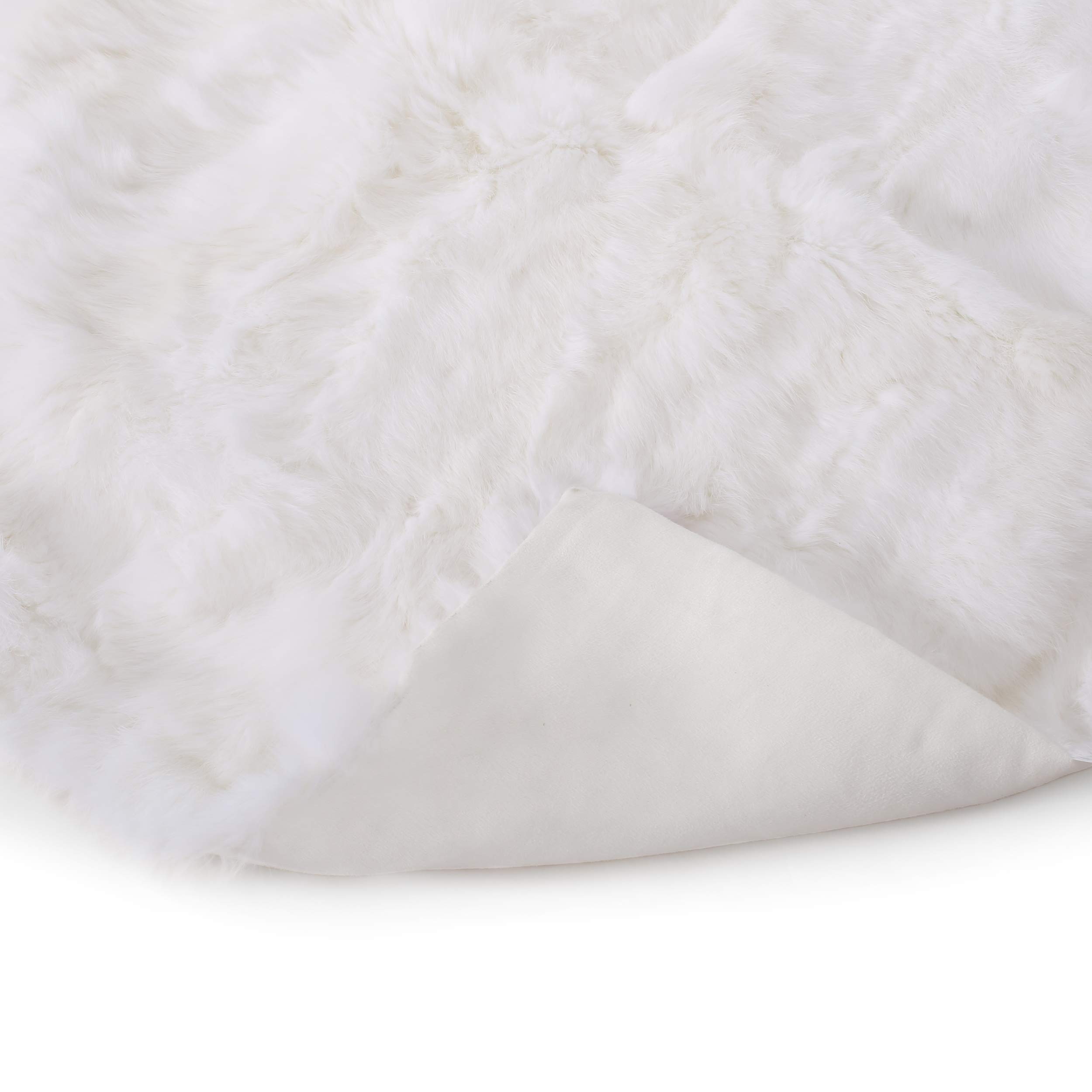 Glam Fur Throw Blanket - Soft White Faux Fur Blanket for Couch, Bed & Home Decor - Cozy Winter Blanket for Living Room, Bedroom & Gift Giving