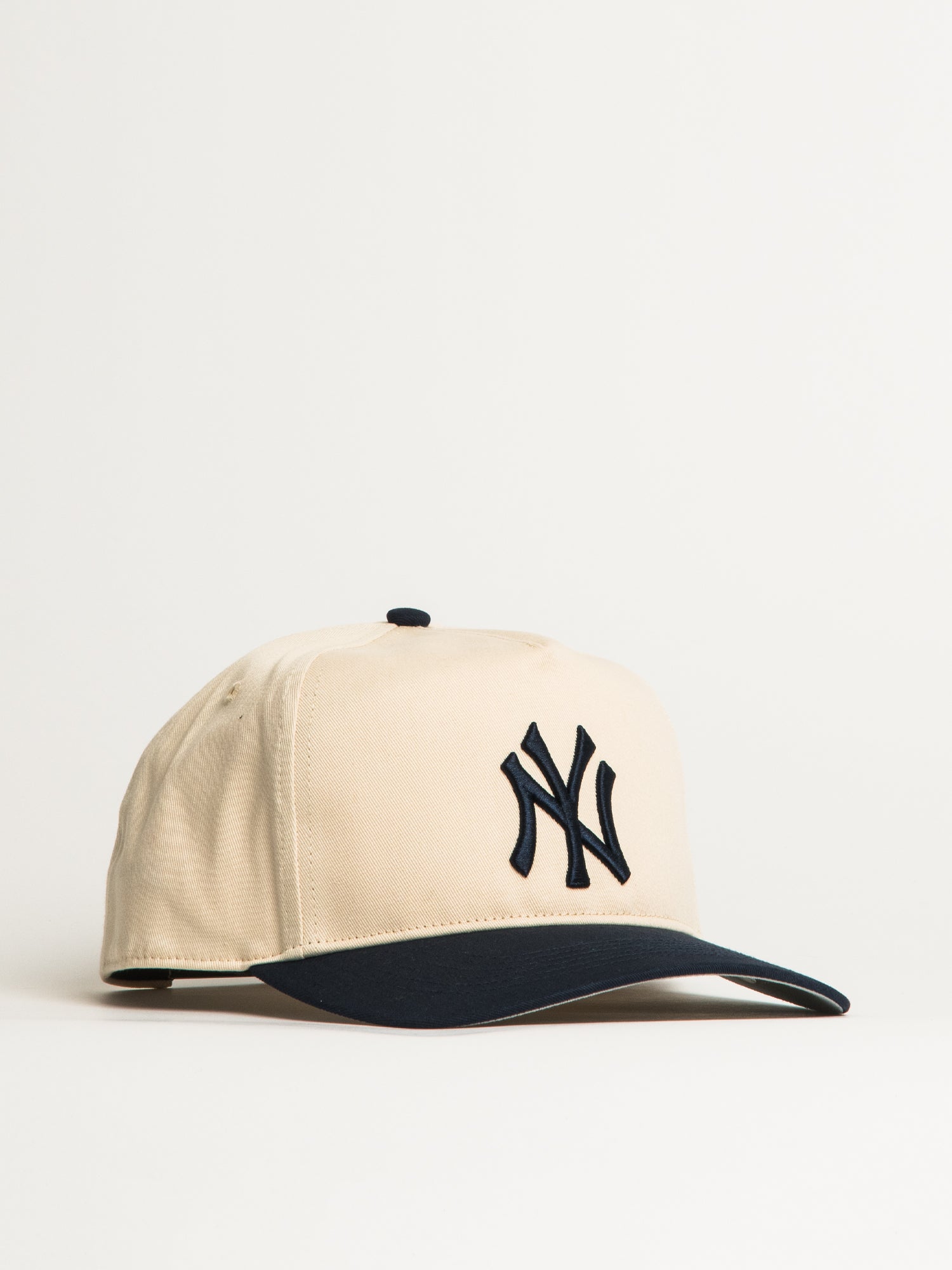 New York Yankees 2-Tone Hitch Trucker Hat - Adjustable Snapback Cap for Baseball Fans - Perfect for Games, Tailgating & Everyday Wear