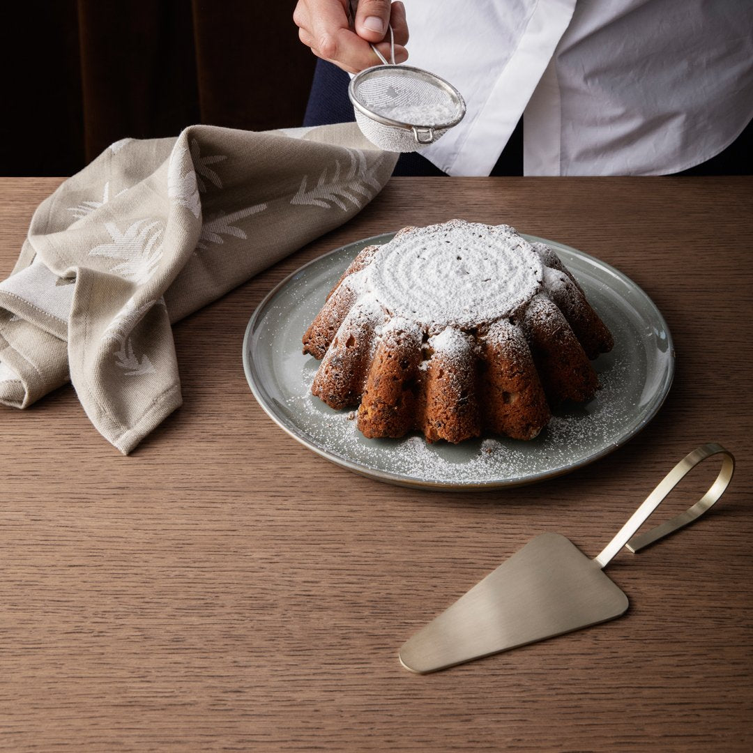 Premium Stainless Steel Cake Server - Elegant Dessert Spatula for Wedding, Birthday & Party Cake Cutting - Perfect for Bakers & Home Chefs