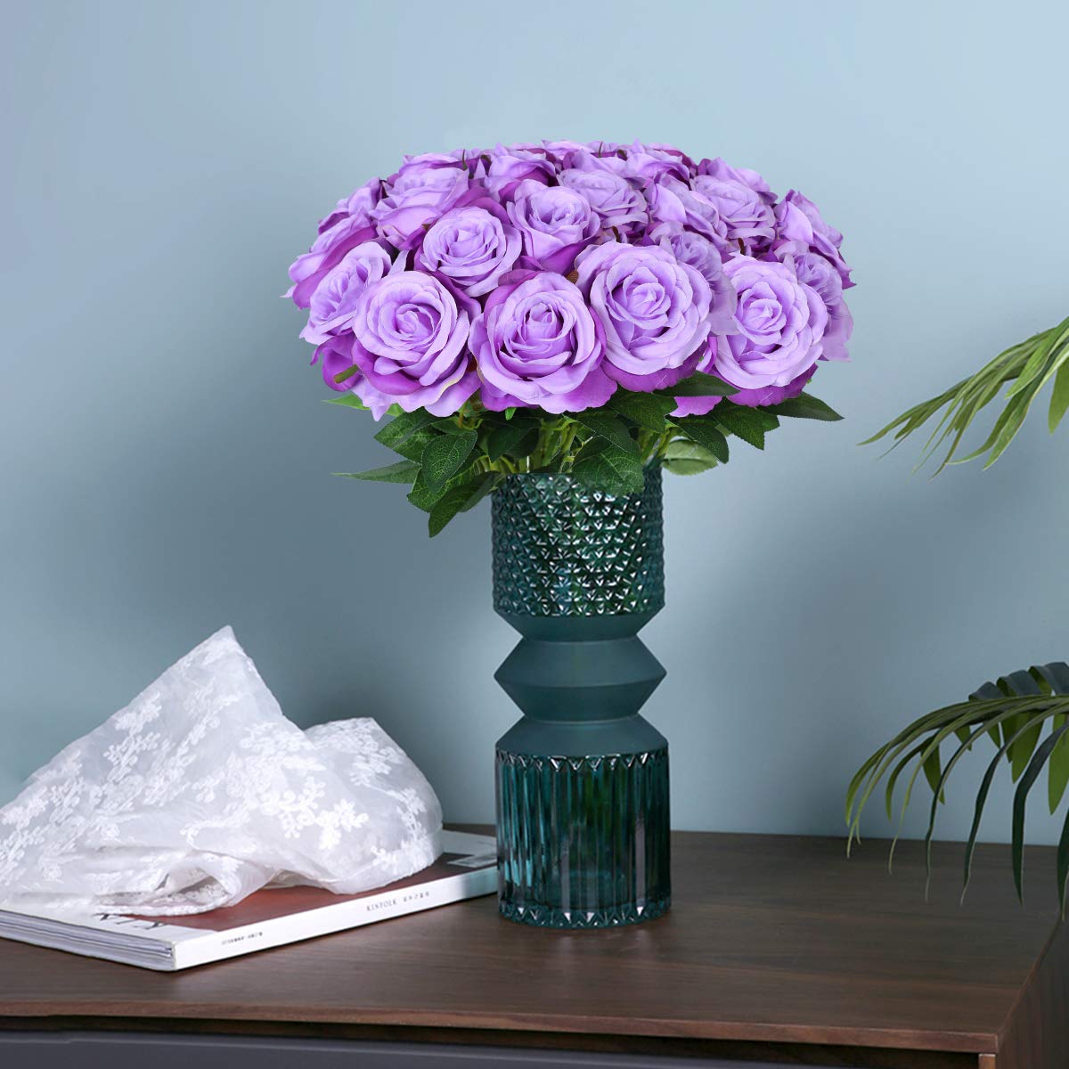 10PCS Realistic Artificial Silk Roses with Stems - Long Stem Fake Roses Bouquet for Valentine's Day, Wedding, Home Decor - Perfect for Centerpieces, Table Arrangements, and Romantic Gift Giving