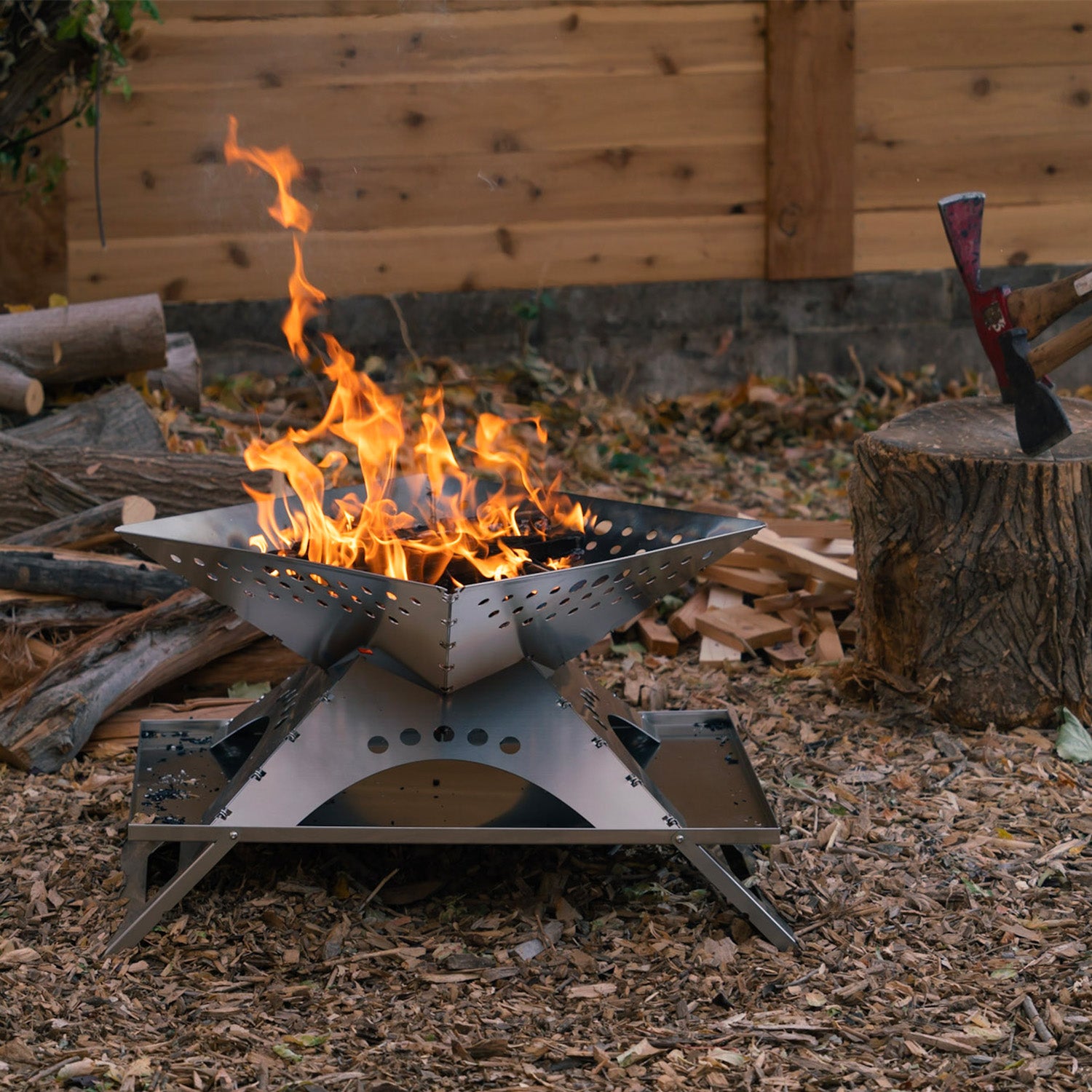Flatfold Fire Pit L - Premium Outdoor Fire Pit with Deluxe Bundle for Camping, Backyard, and Patio Gatherings